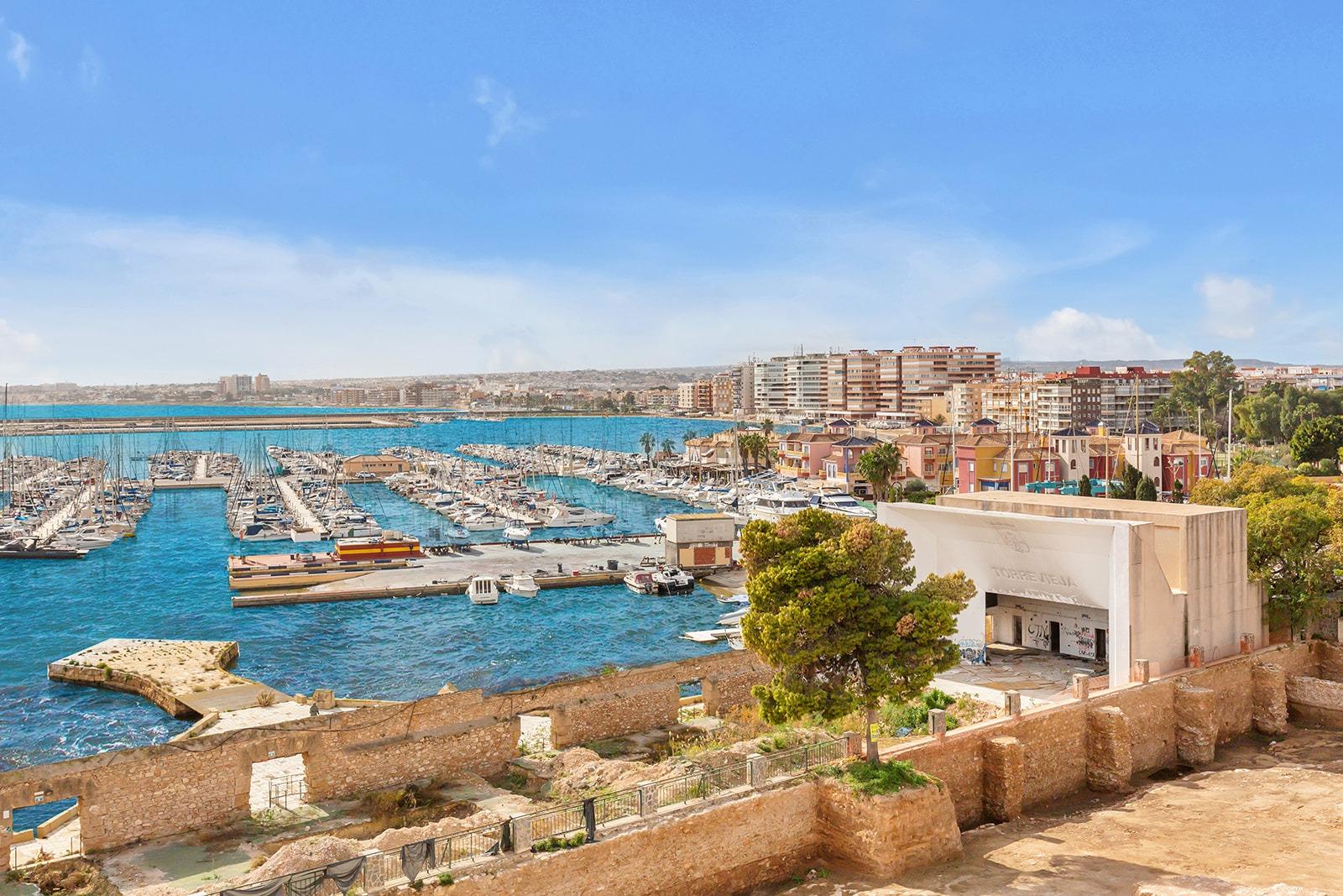 Exclusive Property with Views over Paseo Vistalegre – Torrevieja