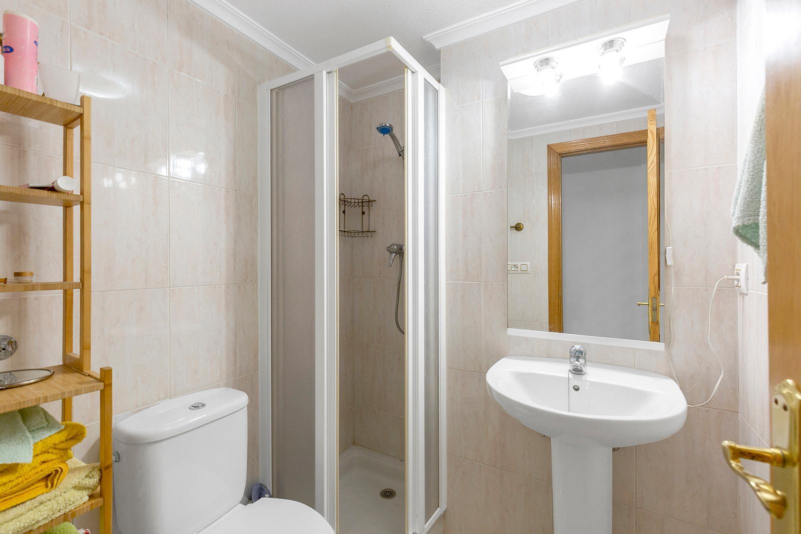 Bright Apartment with Terrace in Torrevieja