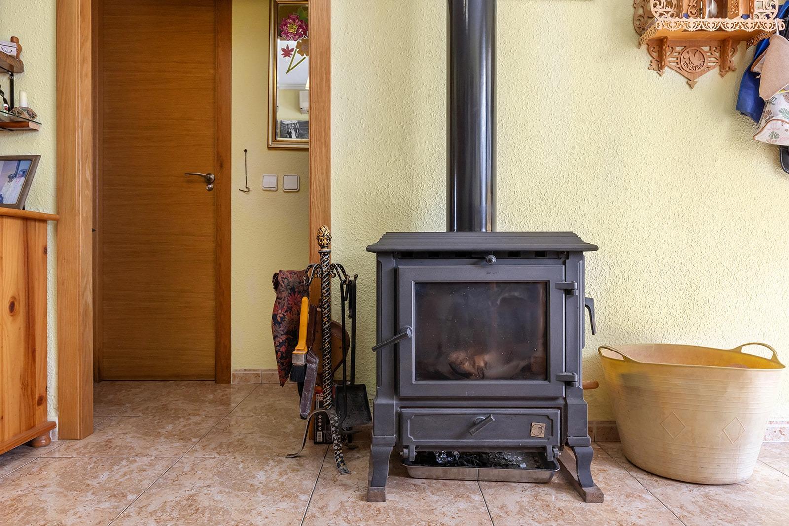 Property with South-Facing Plot Near the Salt Lagoon – Torrevieja