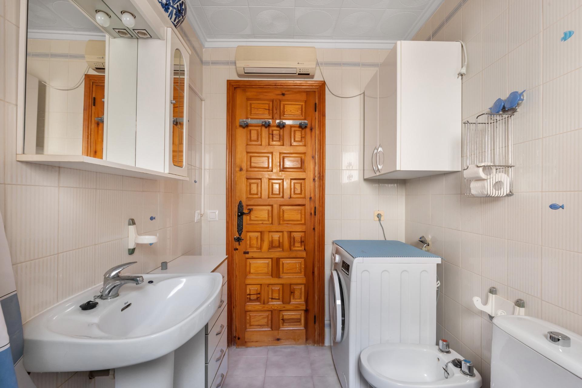 Opportunity: Detached House with Large 317 m² Plot in El Chaparral – La Siesta, Torrevieja