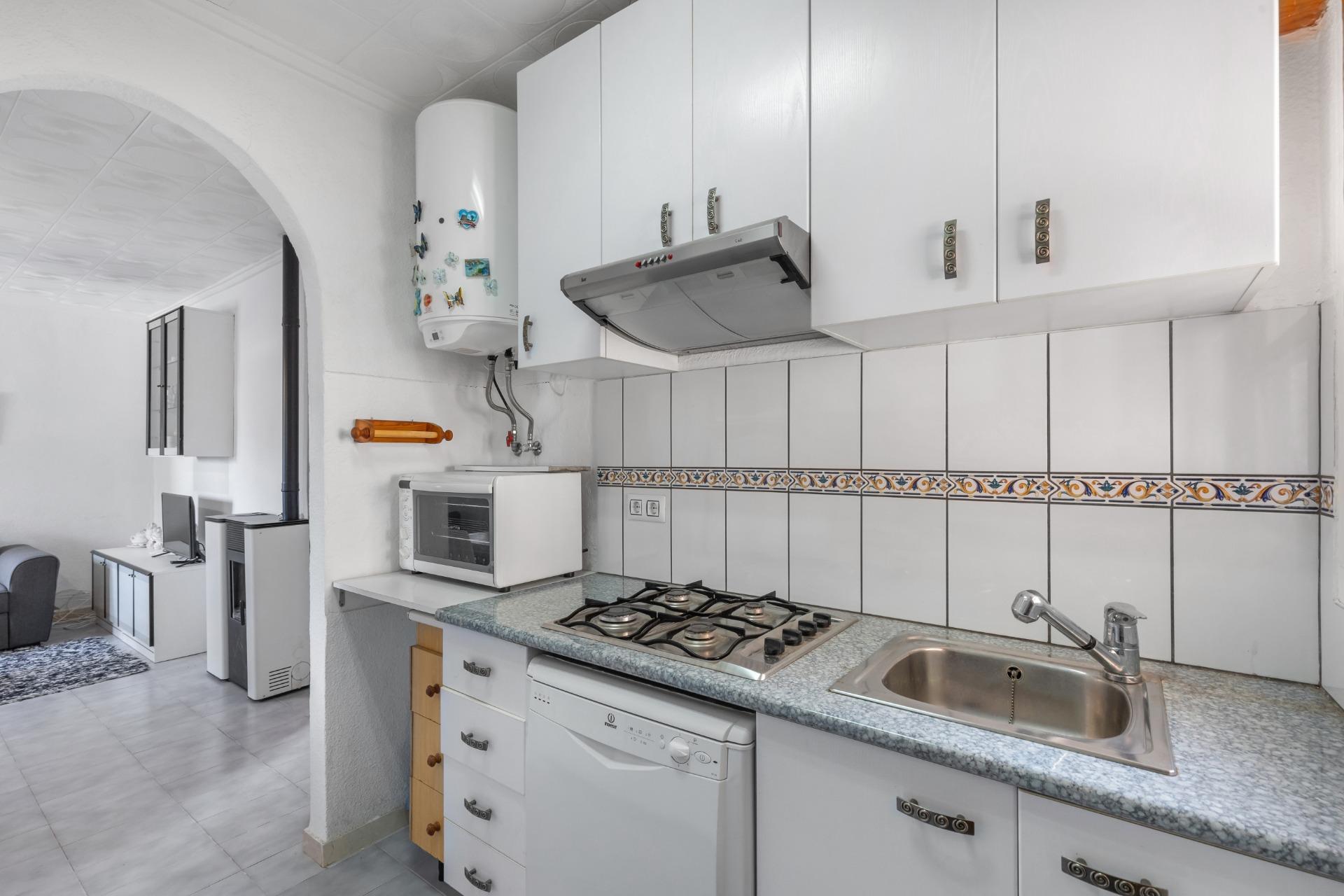 Opportunity: Detached House with Large 317 m² Plot in El Chaparral – La Siesta, Torrevieja