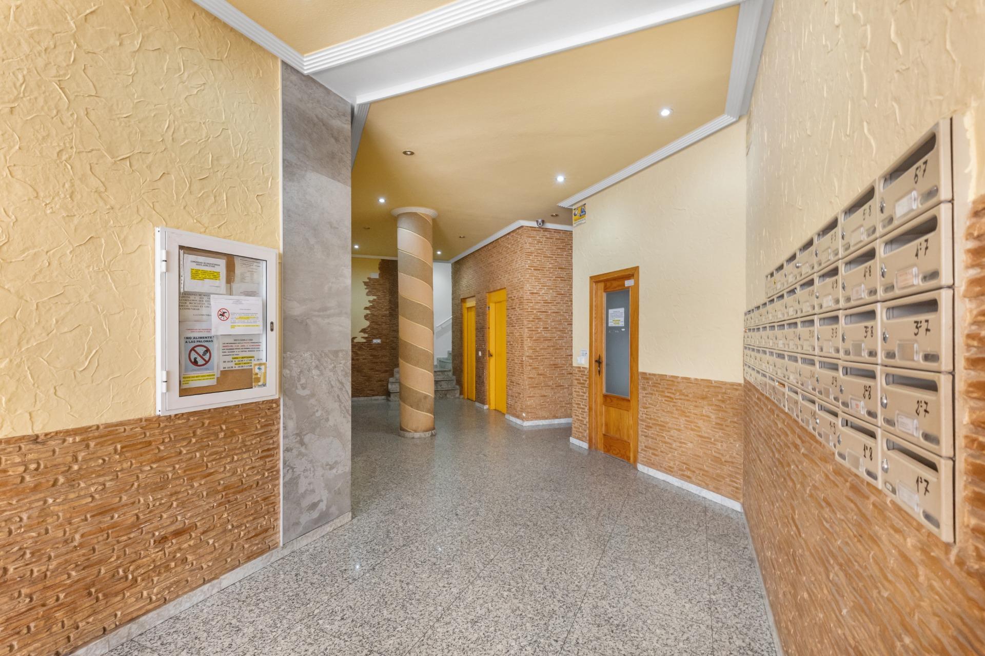 Sunny Penthouse with Large Terrace in Residencial Santa Gema – Torrevieja