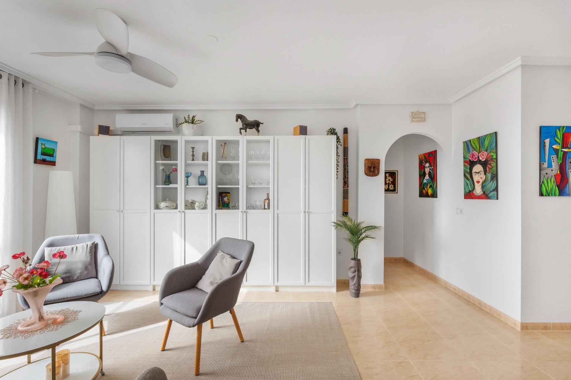 Sunny Penthouse with Large Terrace in Residencial Santa Gema – Torrevieja