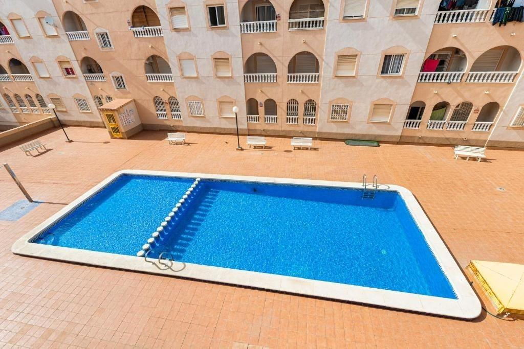 Sunny Penthouse with Large Terrace in Residencial Santa Gema – Torrevieja