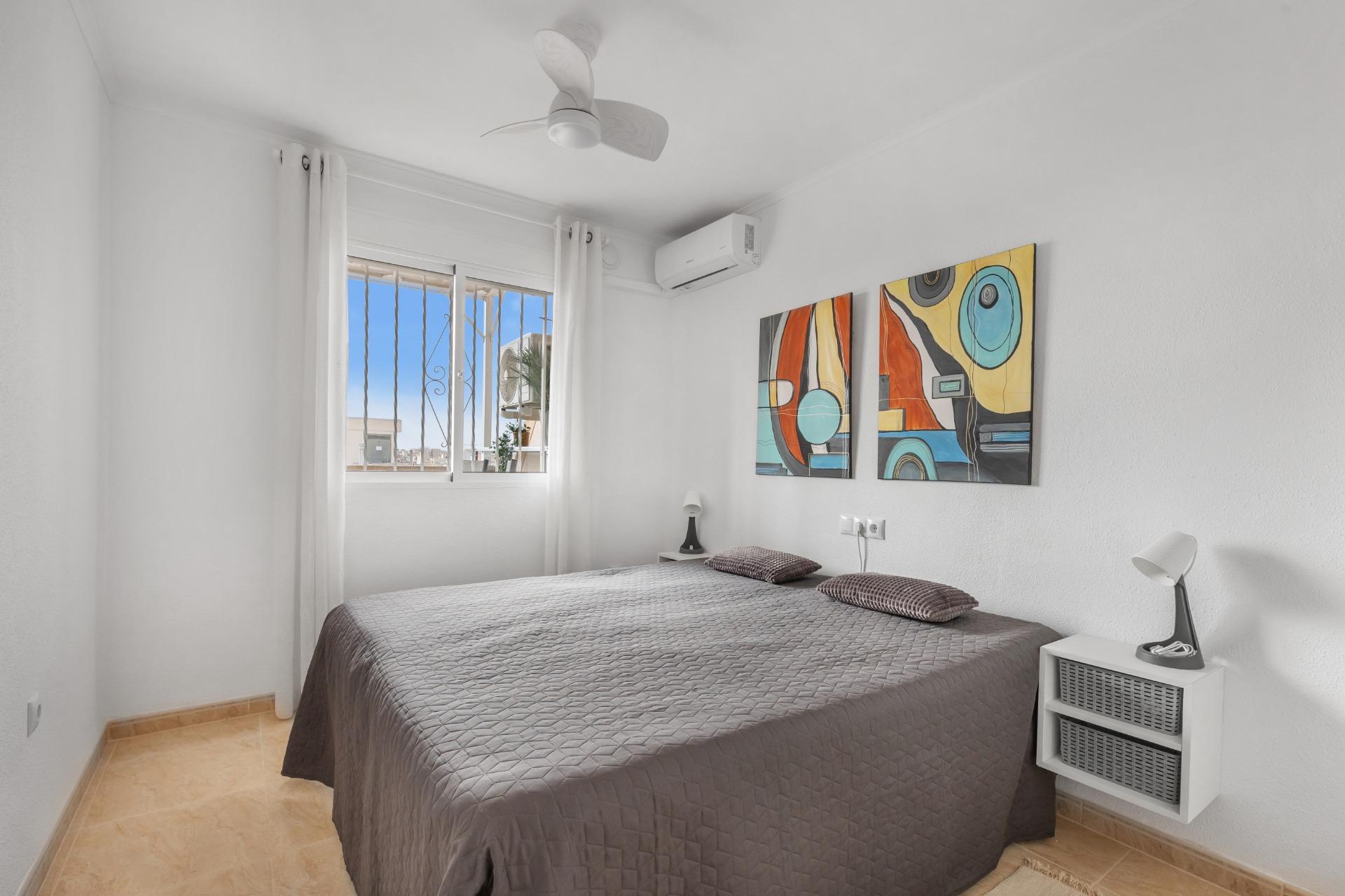 Sunny Penthouse with Large Terrace in Residencial Santa Gema – Torrevieja