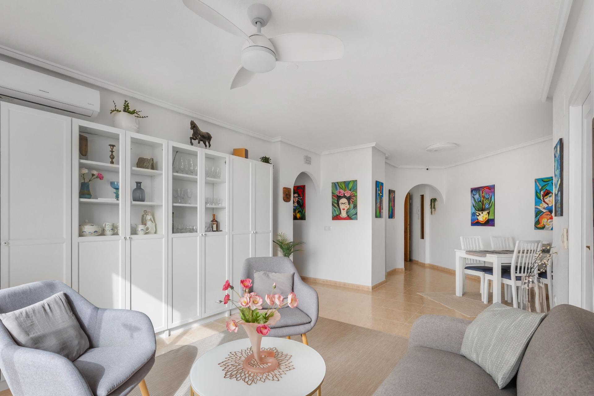 Sunny Penthouse with Large Terrace in Residencial Santa Gema – Torrevieja