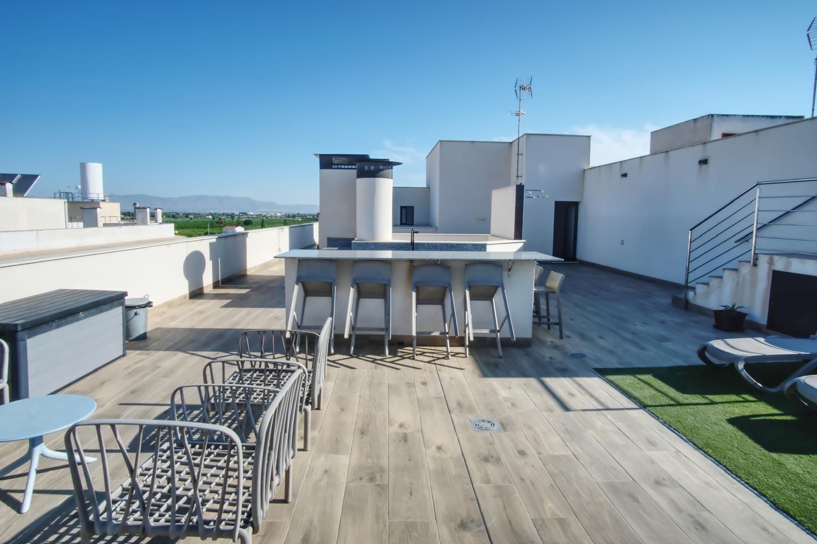 Modern Apartment with Terrace and Rooftop Wellness Areas – Formentera del Segura