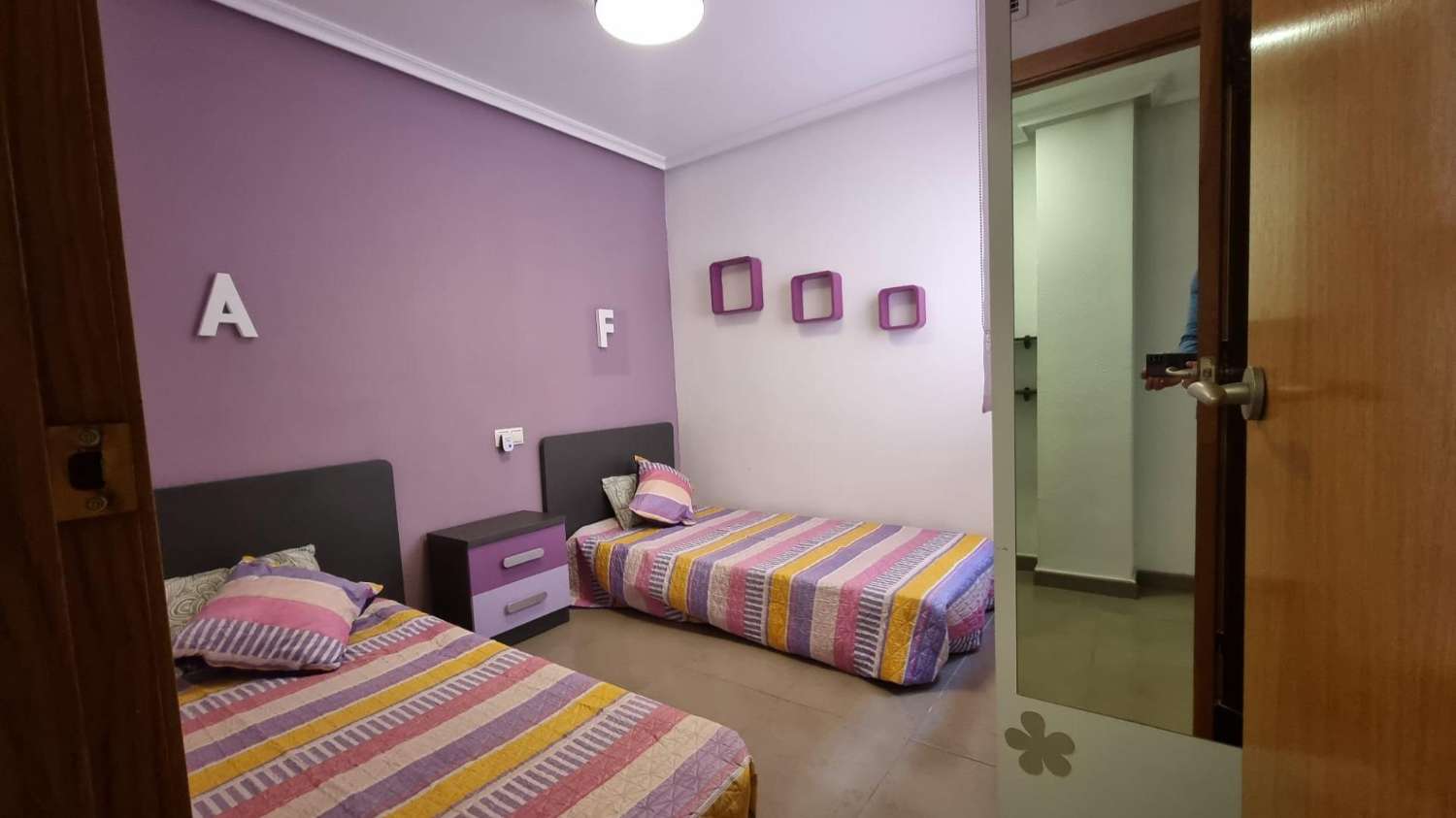 Spacious Apartment Near Playa del Cura – Torrevieja