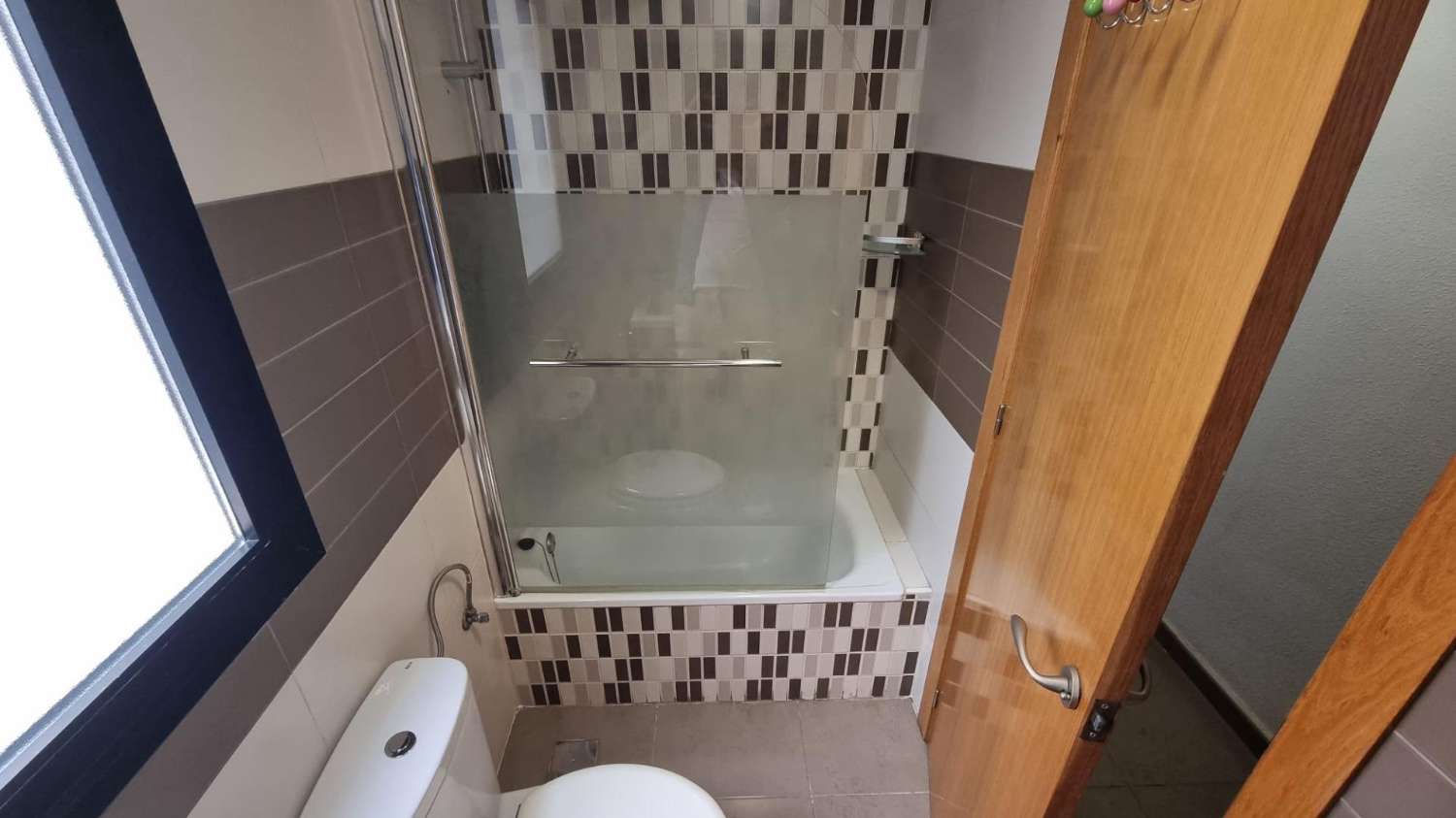 Spacious Apartment Near Playa del Cura – Torrevieja