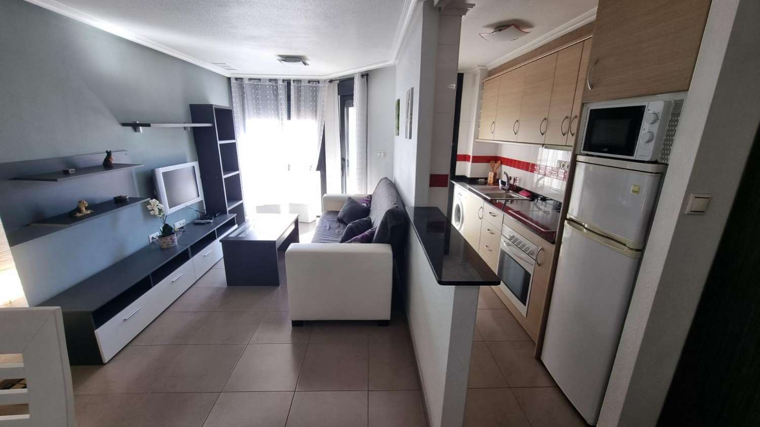 Spacious Apartment Near Playa del Cura – Torrevieja