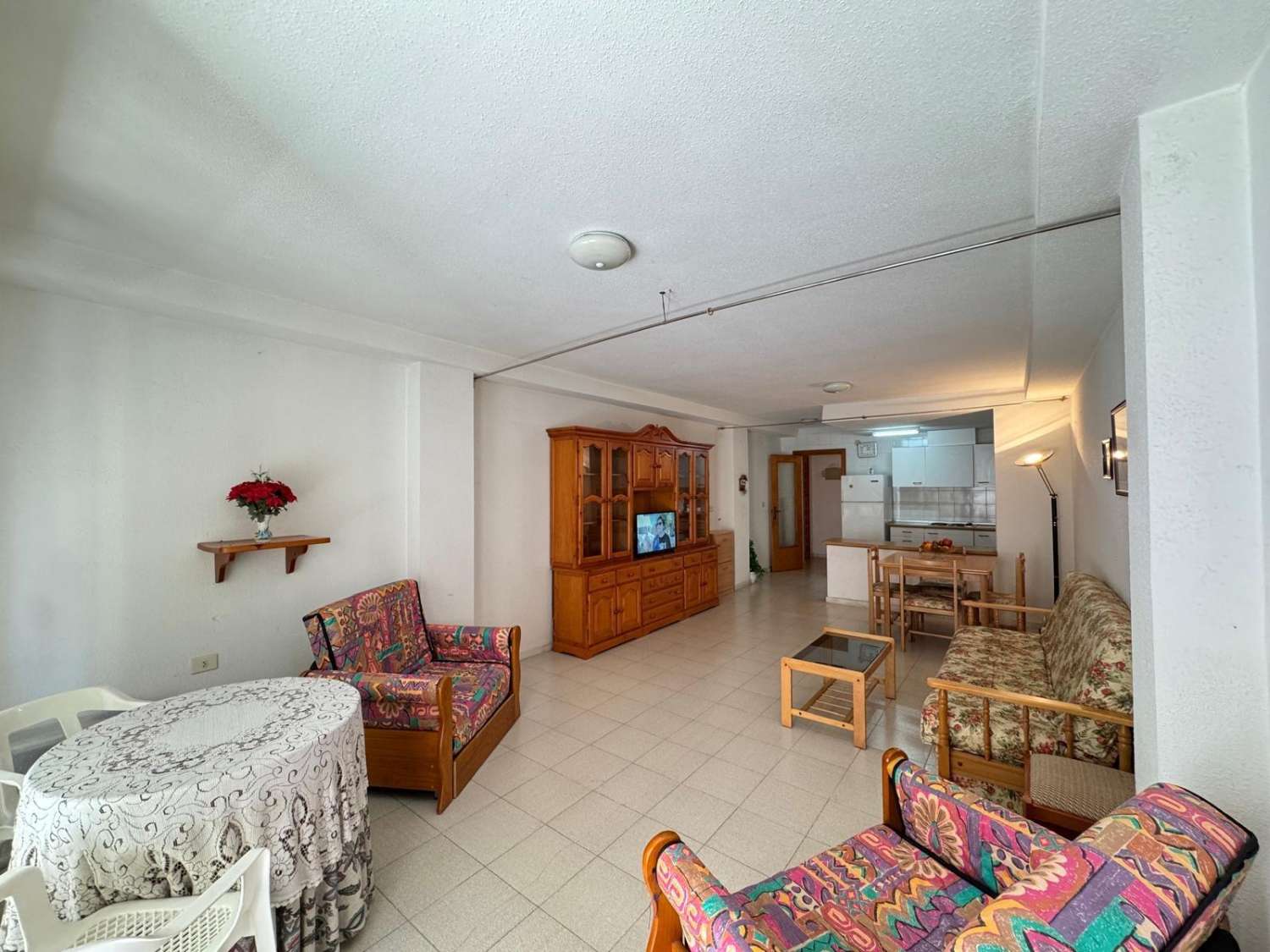 Spacious Apartment with Terrace 350 m from the Sea – Torrevieja