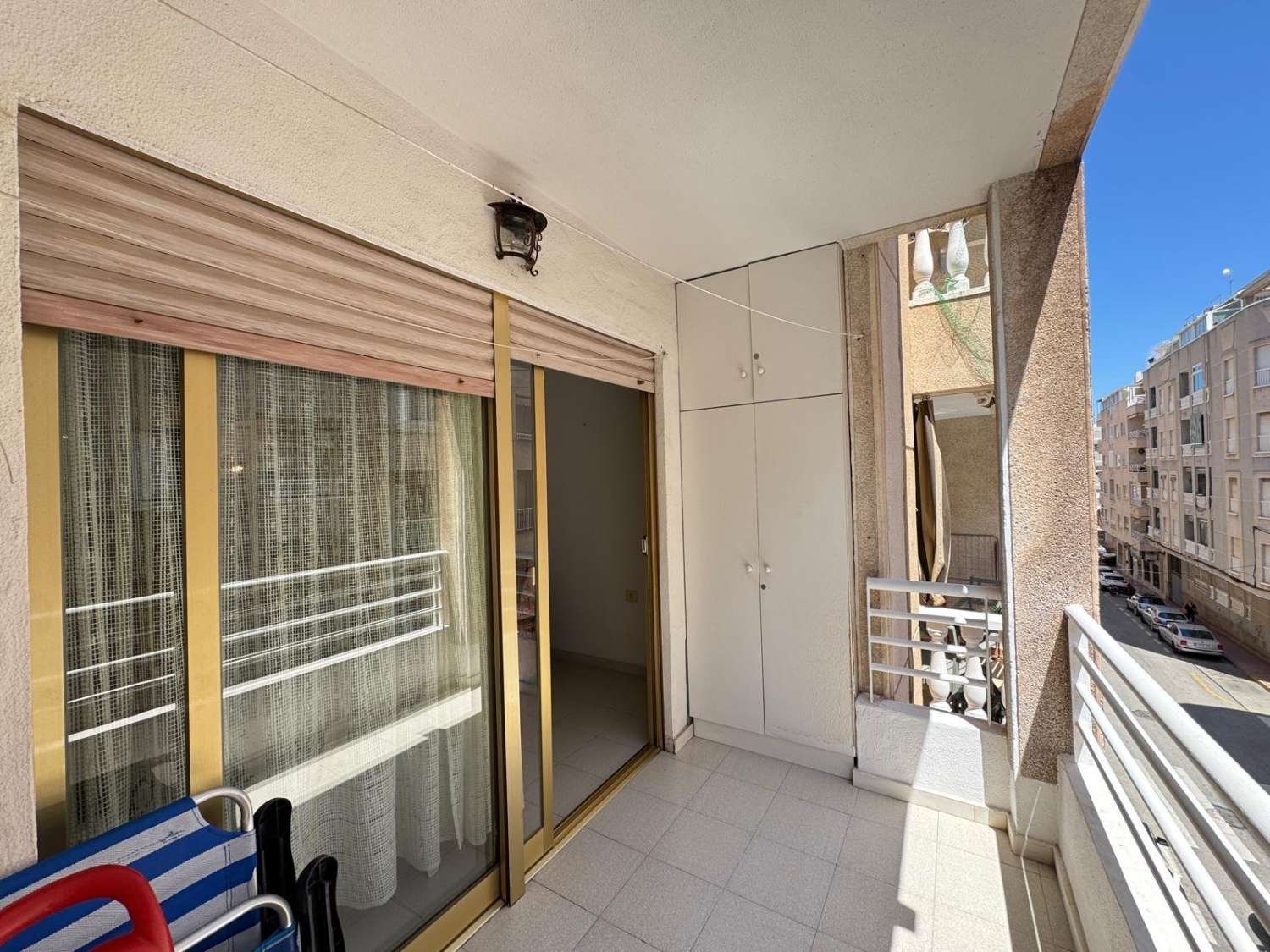 Spacious Apartment with Terrace 350 m from the Sea – Torrevieja