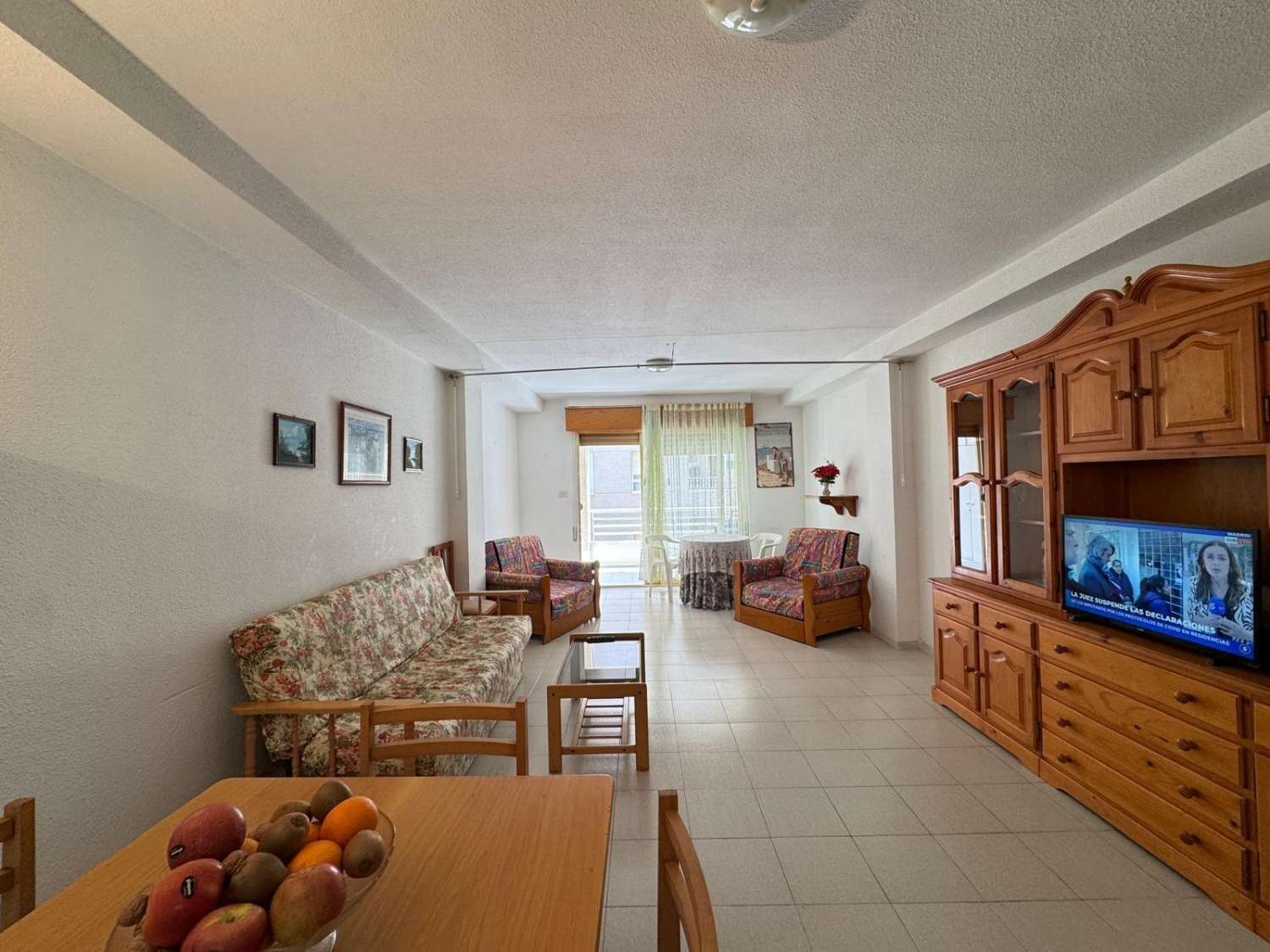 Spacious Apartment with Terrace 350 m from the Sea – Torrevieja