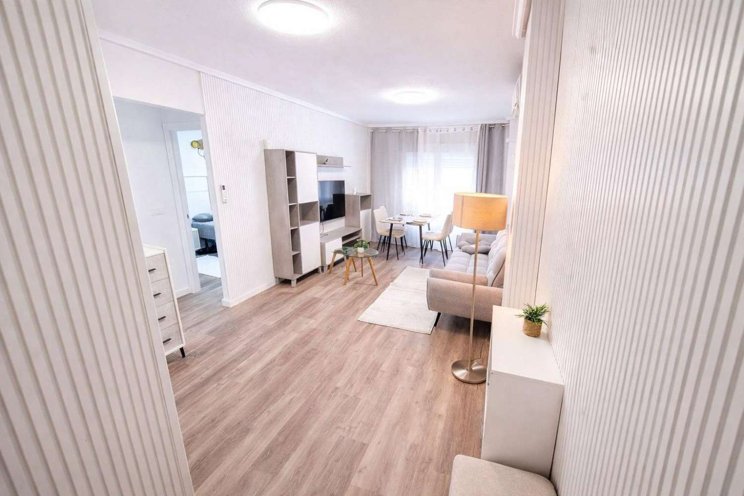 Renovated Ground Floor Apartment – 150 m from the Sea, Torrevieja