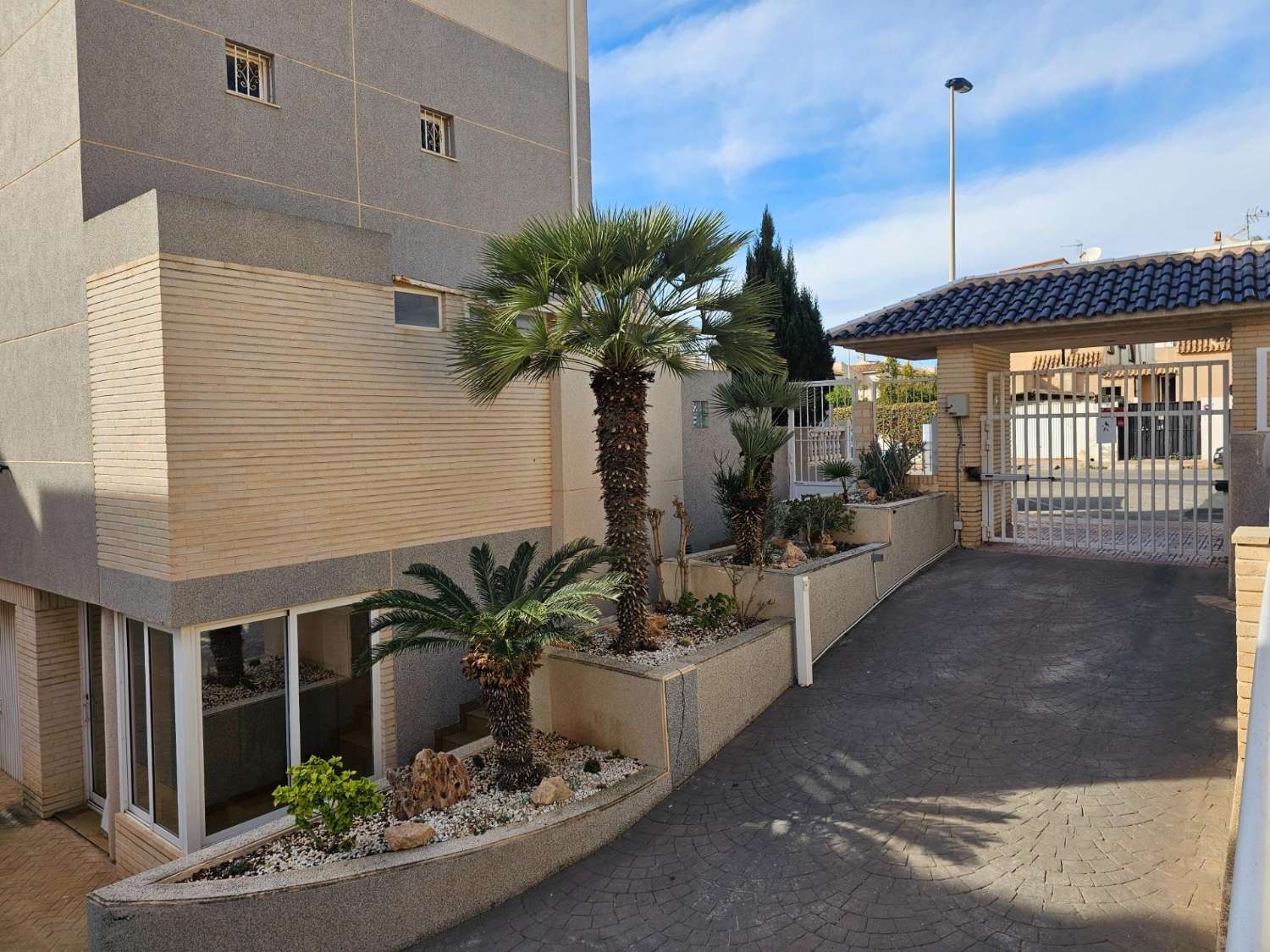 Modern Apartment in Torreblanca, Torrevieja – Ideal Investment Opportunity