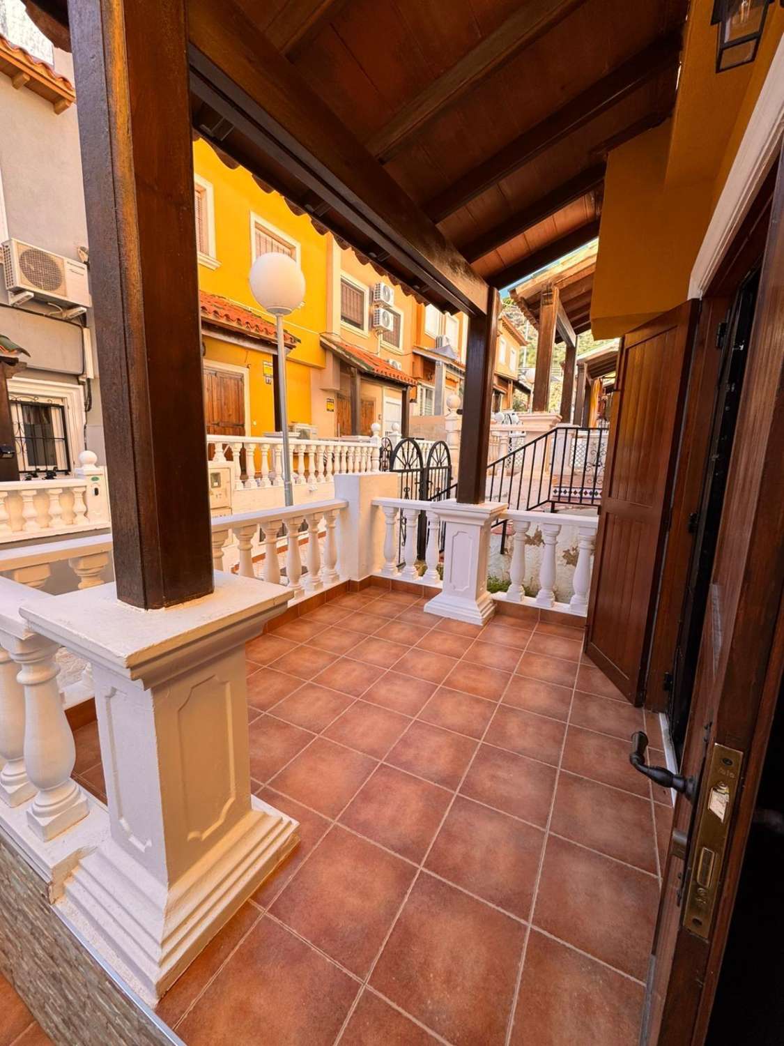 Dvoupatrový apartmán (duplex) v Cabo Cervera – jen 150 m od moře