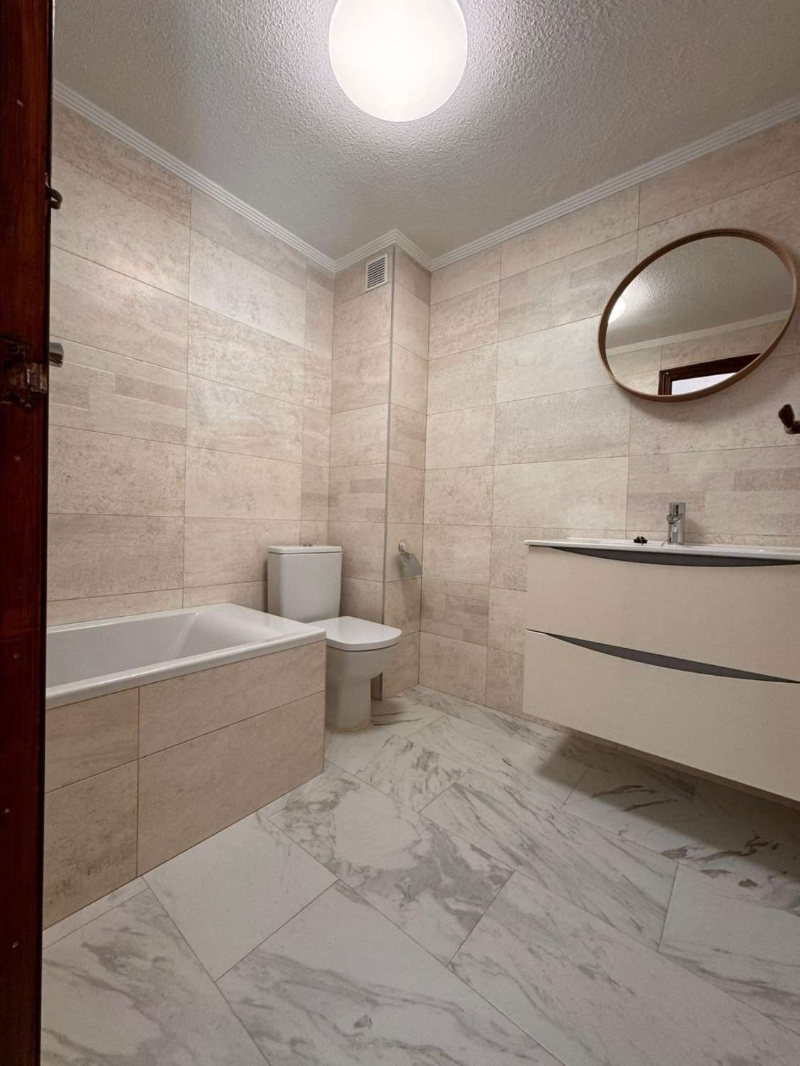 Dvoupatrový apartmán (duplex) v Cabo Cervera – jen 150 m od moře