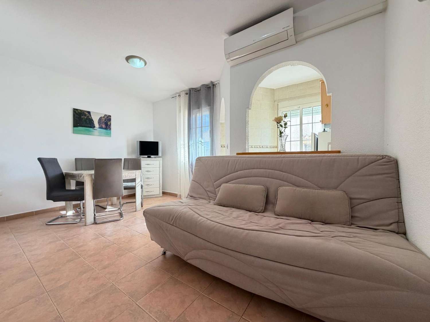 Top Floor Bungalow with Private Solarium and Pool – Aguas Nuevas, Torrevieja