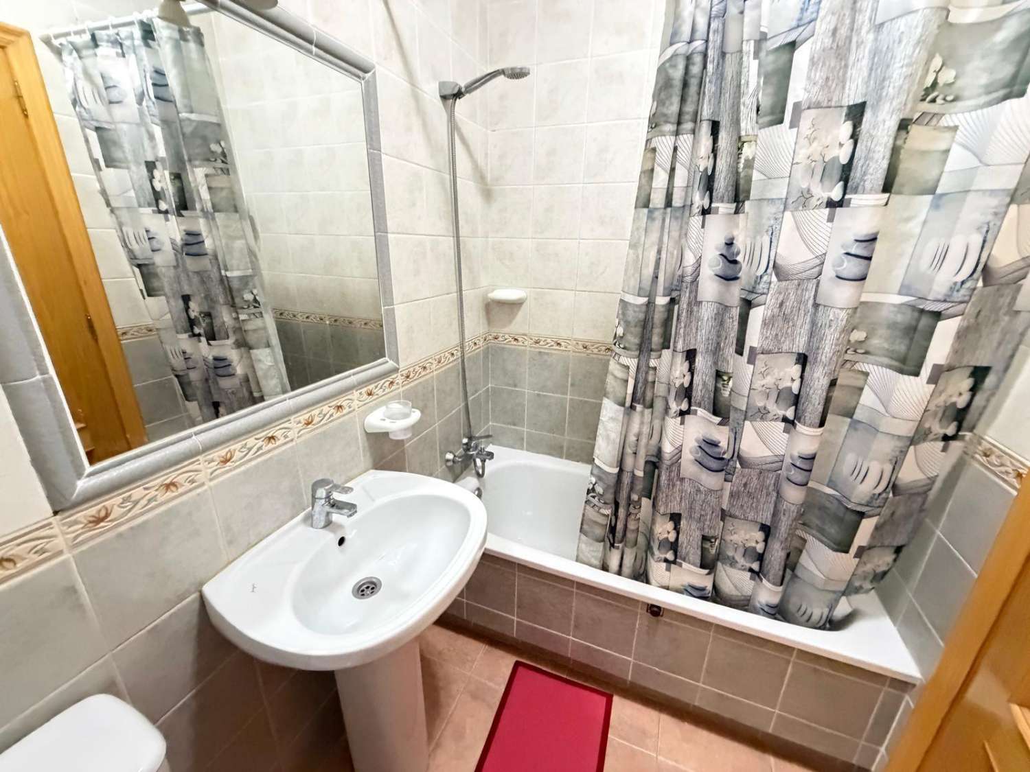 Top Floor Bungalow with Private Solarium and Pool – Aguas Nuevas, Torrevieja