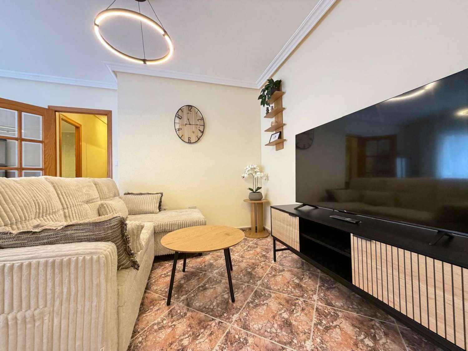 Renovated Apartment Just 200m from Los Locos Beach – Torrevieja