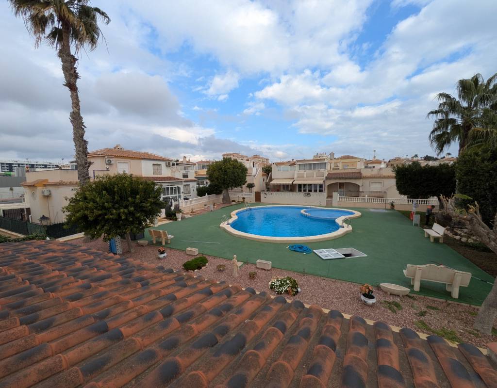 Townhouse with Large Terrace and Private Solarium – Miramar IV