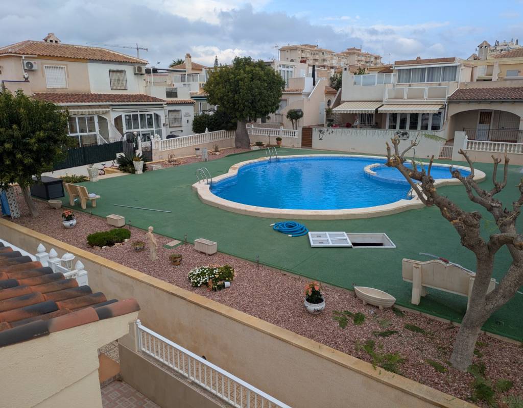 Townhouse with Large Terrace and Private Solarium – Miramar IV