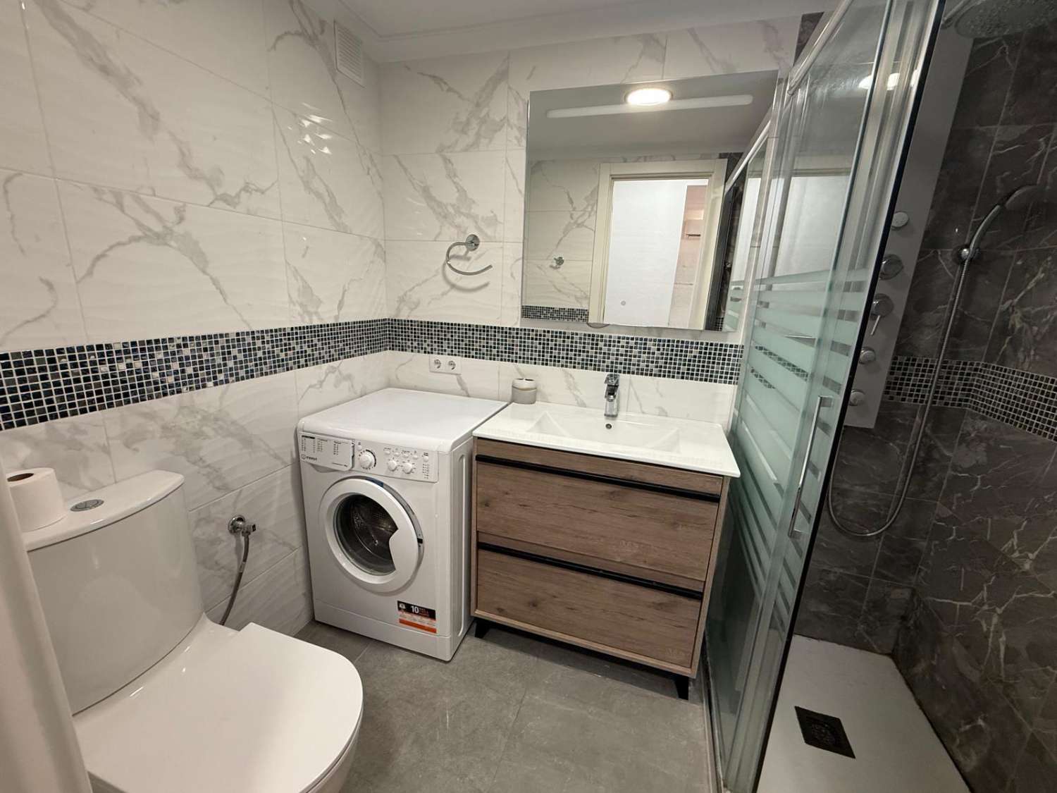 Zrekonstruovaný apartmán 200 metrů od moře – centrum Torrevieja