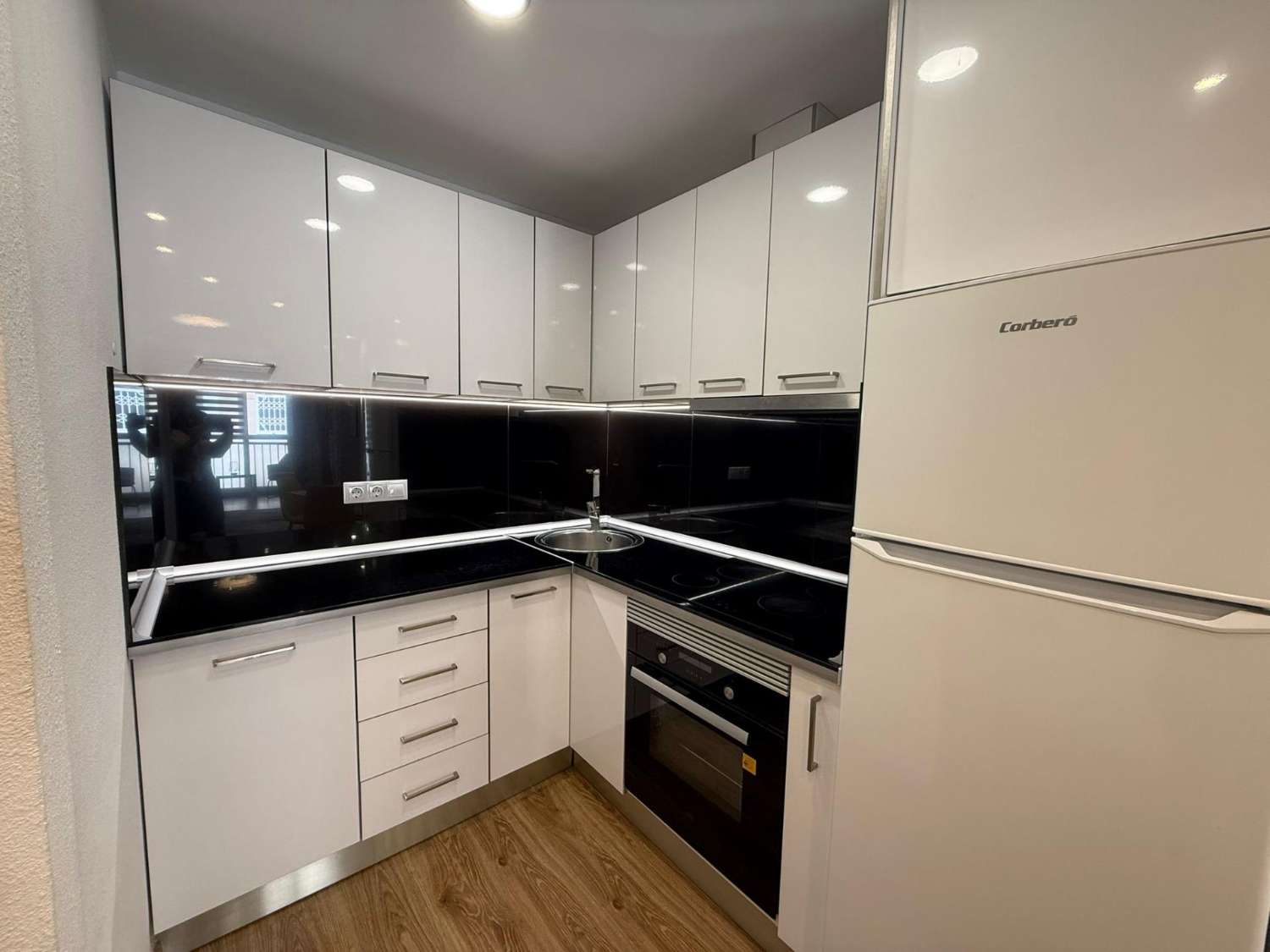 Zrekonstruovaný apartmán 200 metrů od moře – centrum Torrevieja