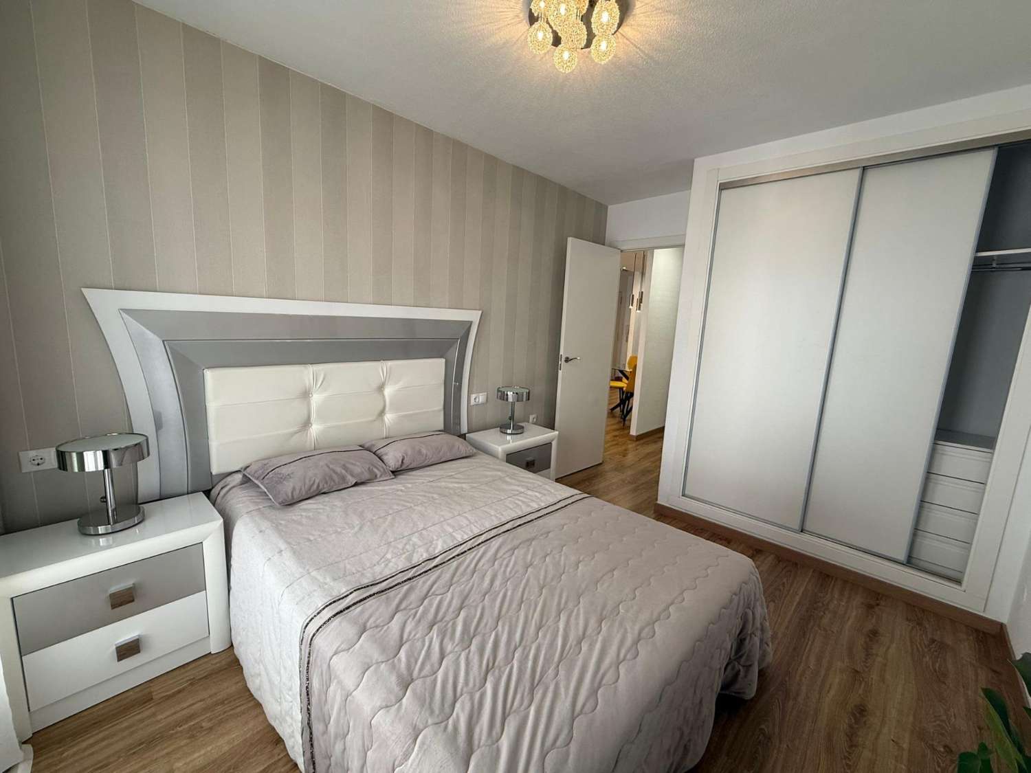 Zrekonstruovaný apartmán 200 metrů od moře – centrum Torrevieja