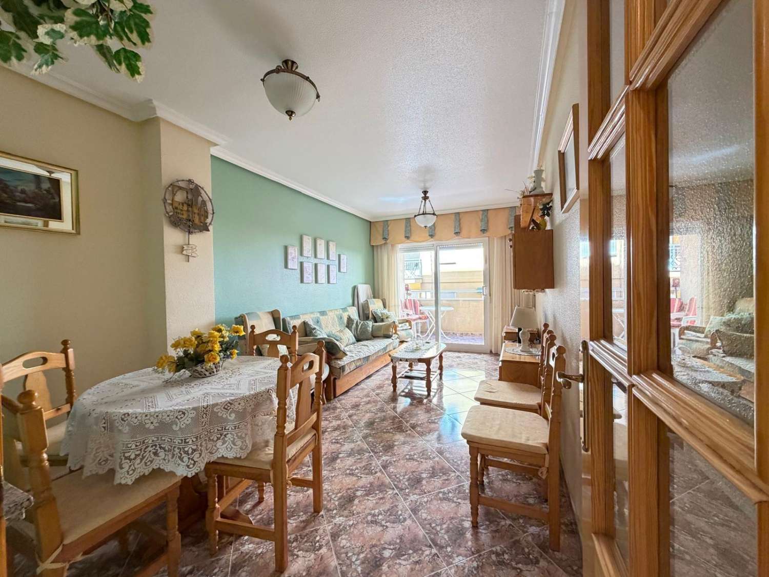 Apartmán s bočním výhledem na moře a dvojitou orientací – Torrevieja