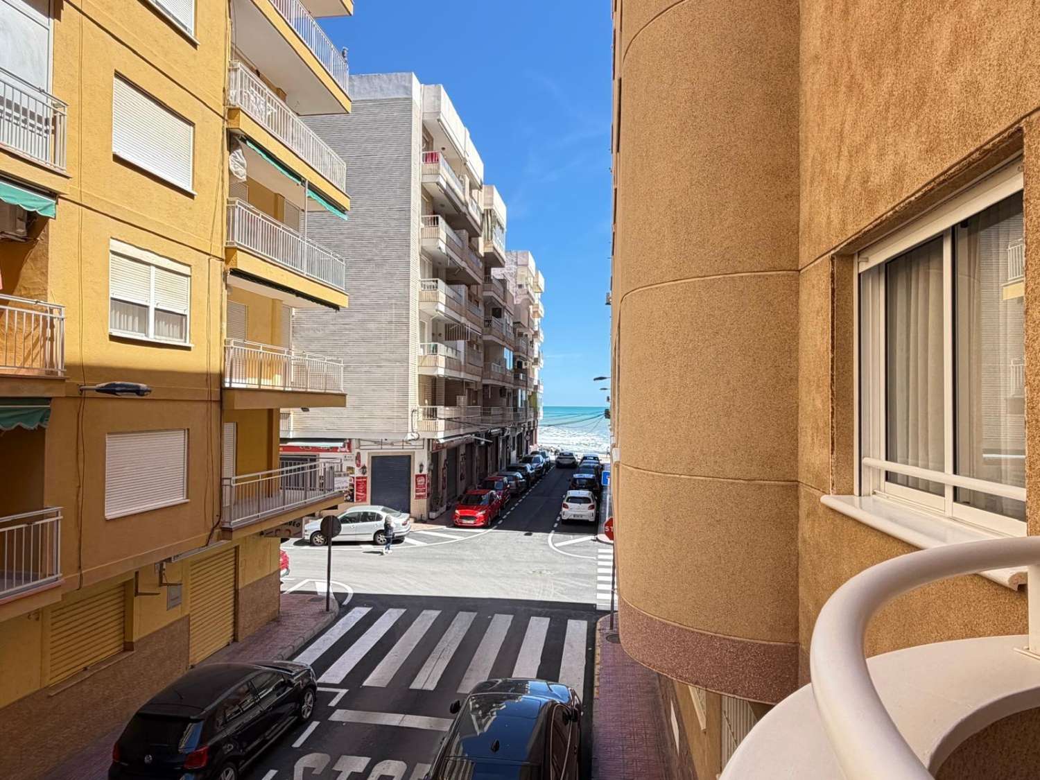 Apartmán s bočním výhledem na moře a dvojitou orientací – Torrevieja
