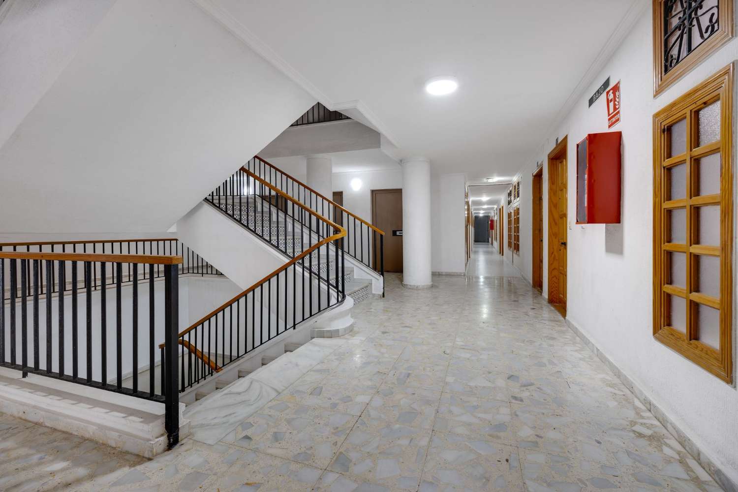 Moderní studio s bazénem a turistickou licencí – Torrevieja