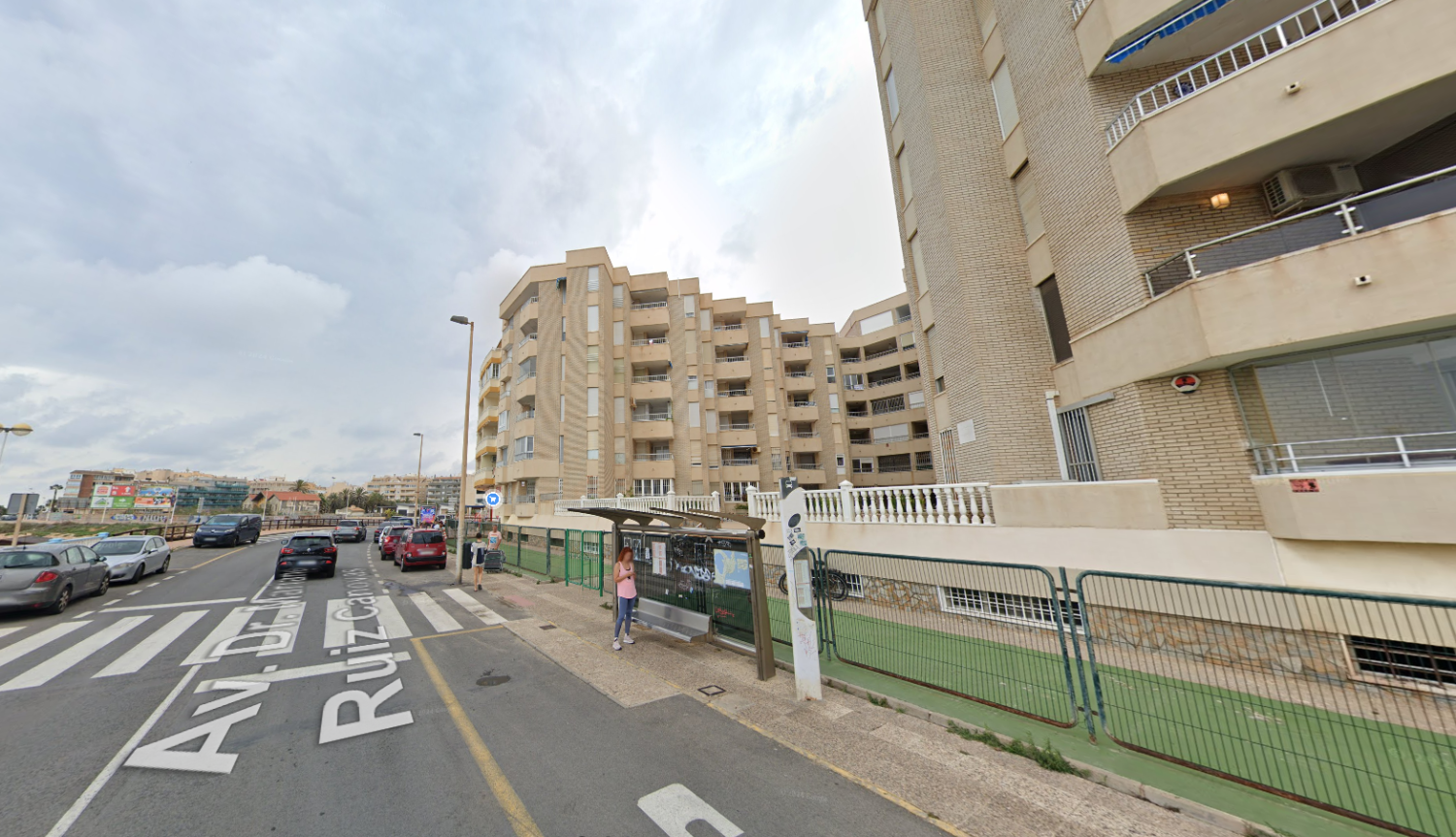 Bydlení u moře – moderní apartmán jen 20 metrů od pláže, Torrevieja