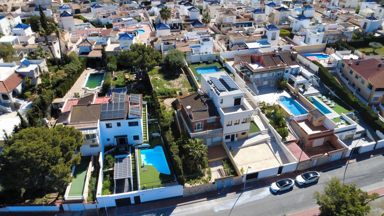 Villa te koop in Torrevieja