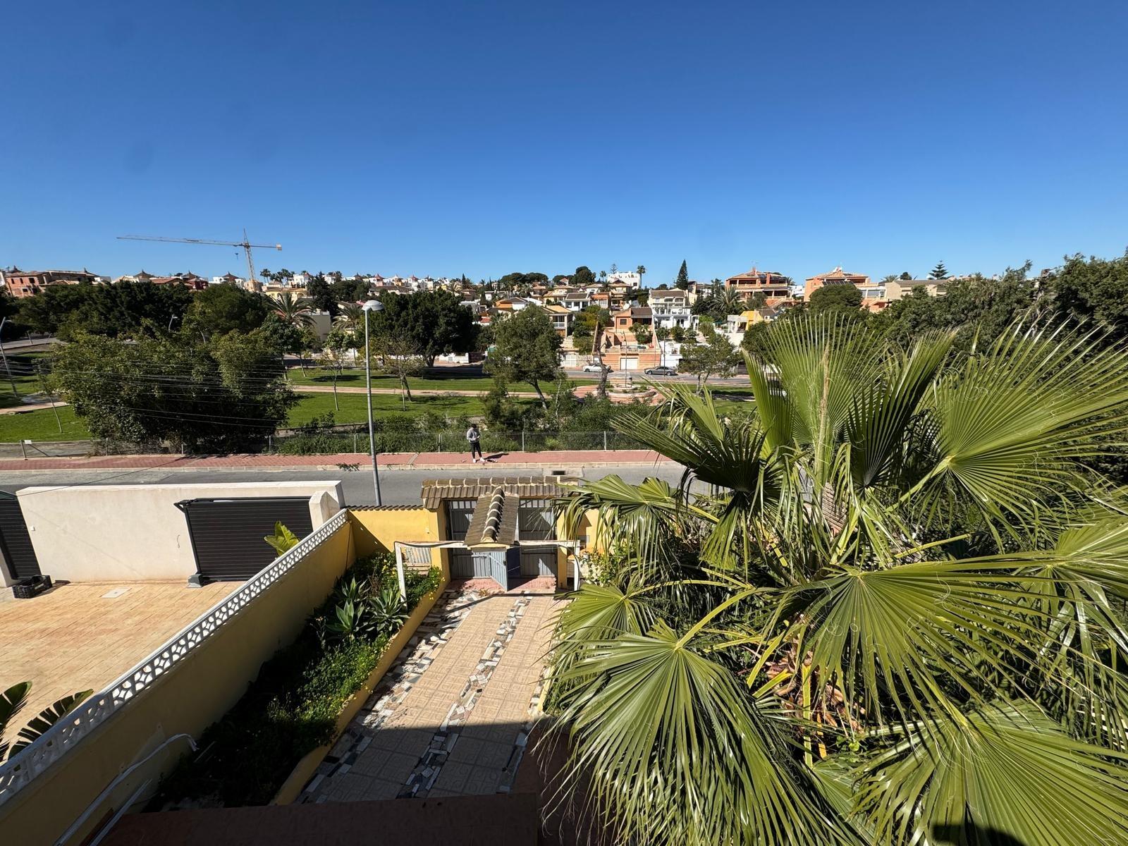 Villa te koop in Torrevieja
