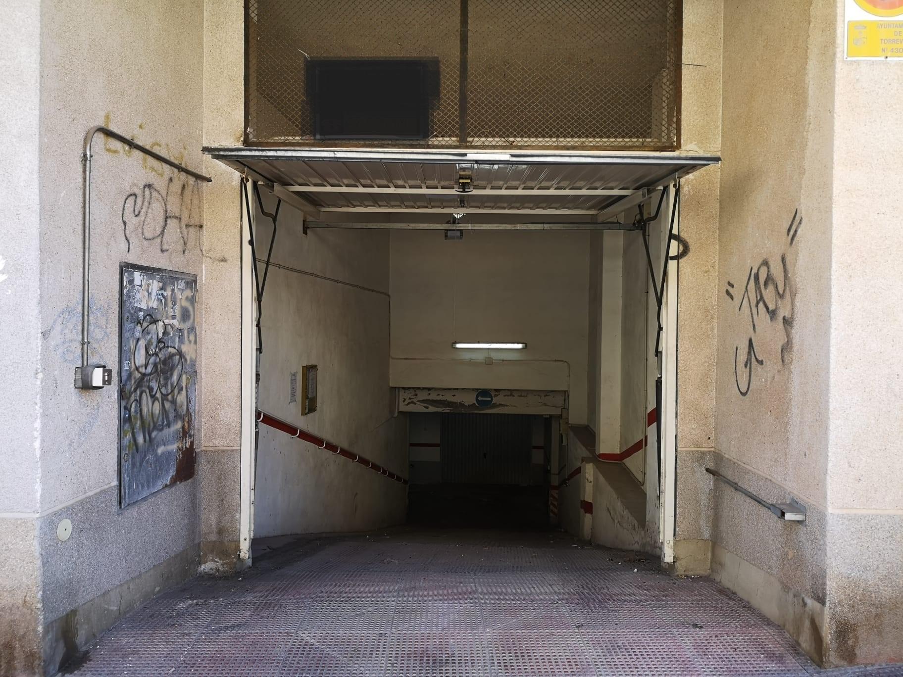 Garage v prodeji in Torrevieja