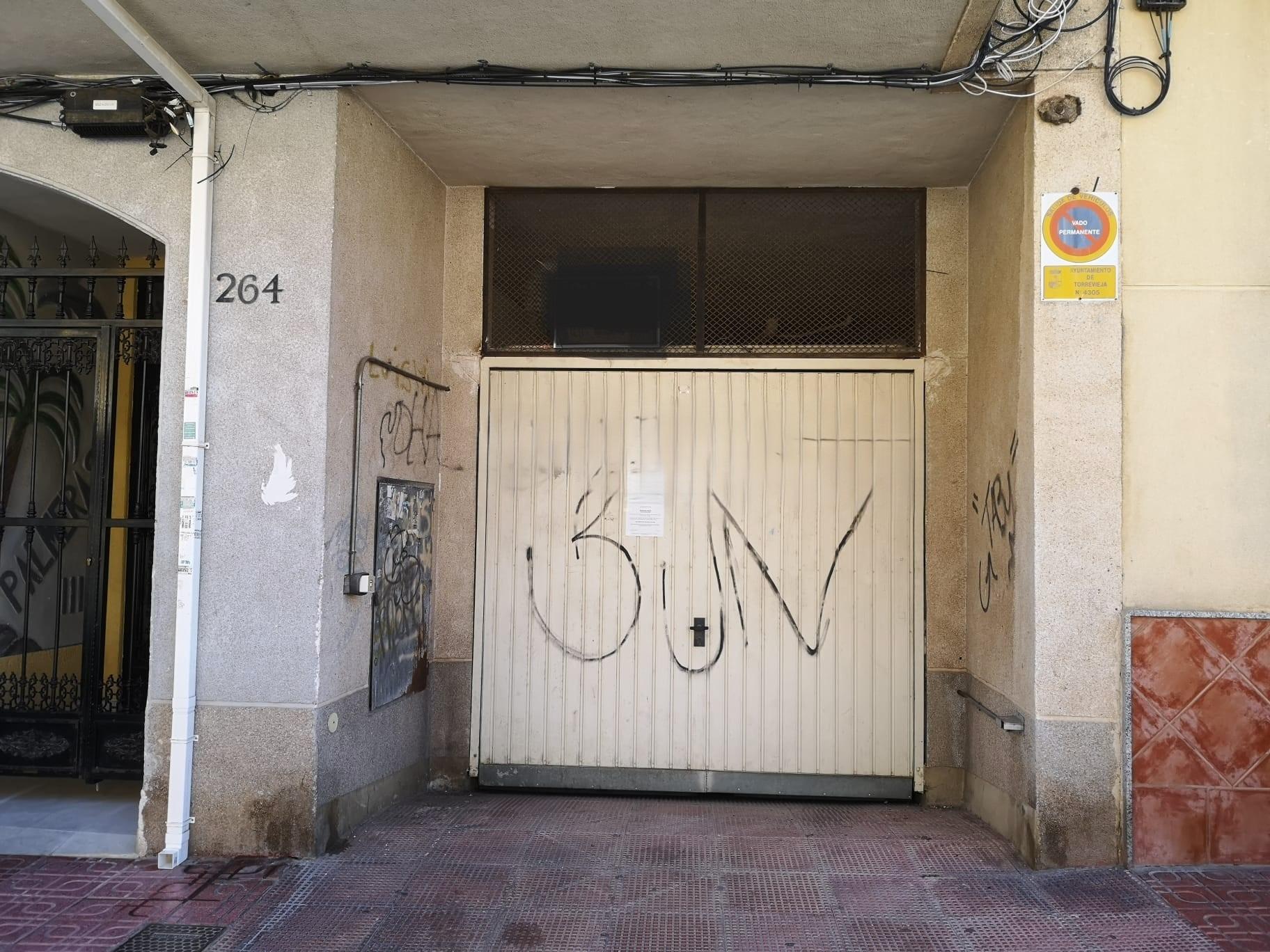 Garage v prodeji in Torrevieja