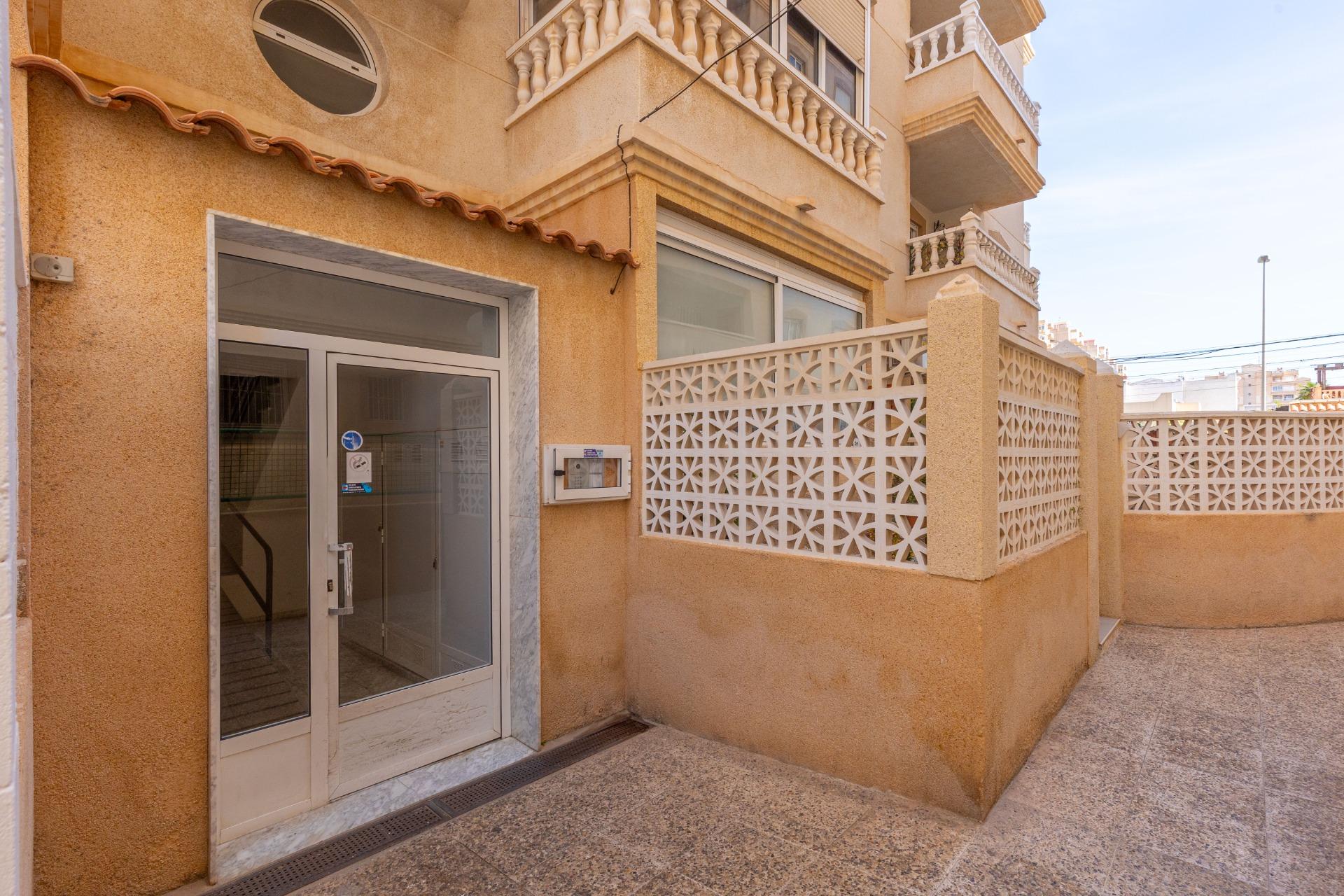 Slunce, výhledy a středomořská atmosféra | Nueva Torrevieja