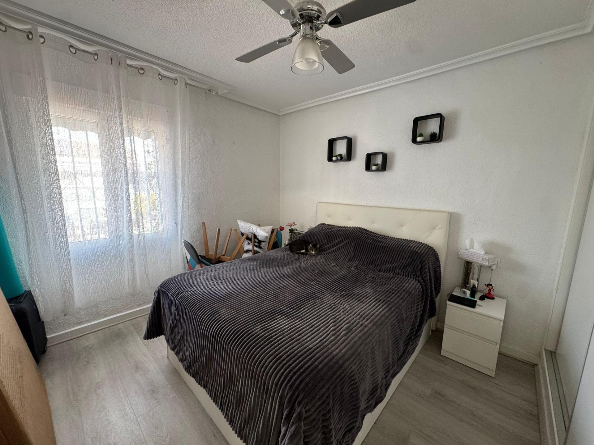 Stylový bungalov s velkým pozemkem v La Siesta | Torrevieja