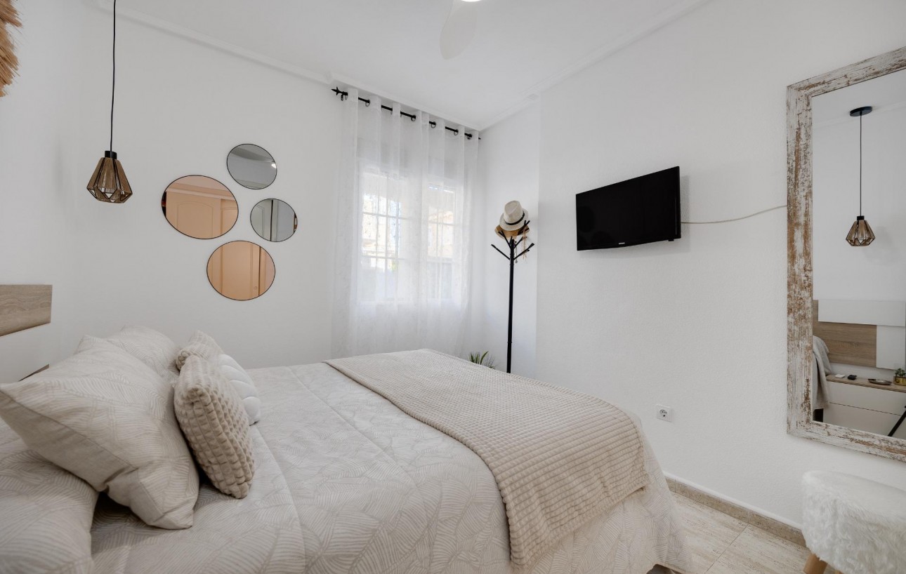 Fully Renovated Ground Floor Bungalow in Pueblo Marino | Torrevieja