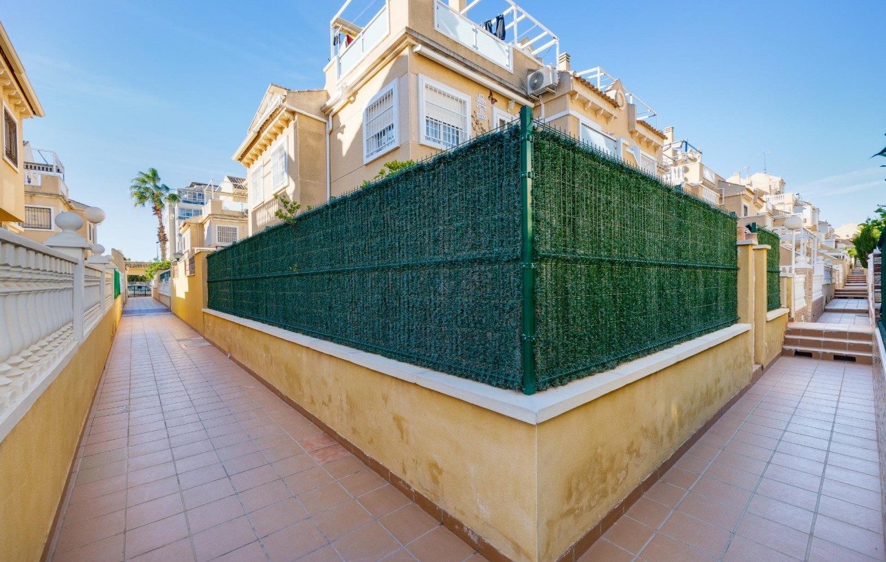 Fully Renovated Ground Floor Bungalow in Pueblo Marino | Torrevieja