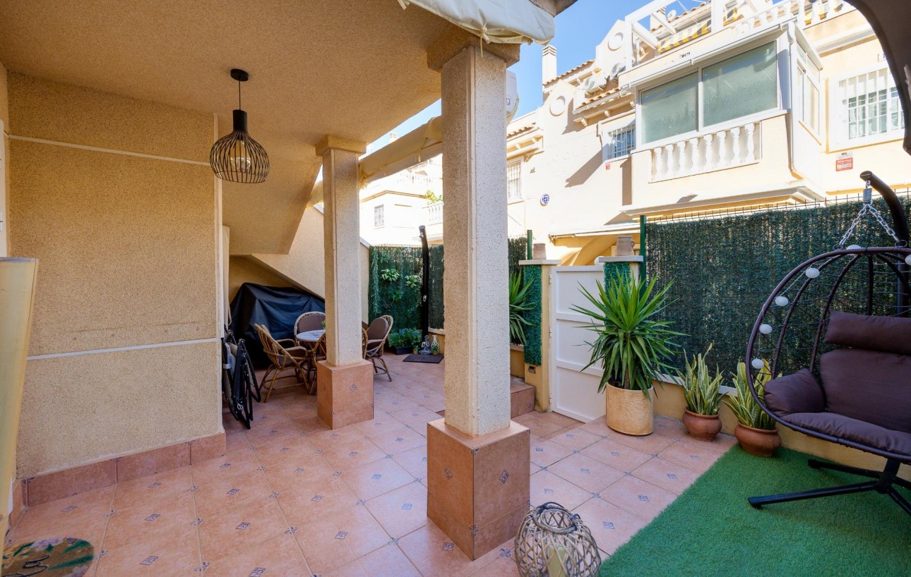 Fully Renovated Ground Floor Bungalow in Pueblo Marino | Torrevieja