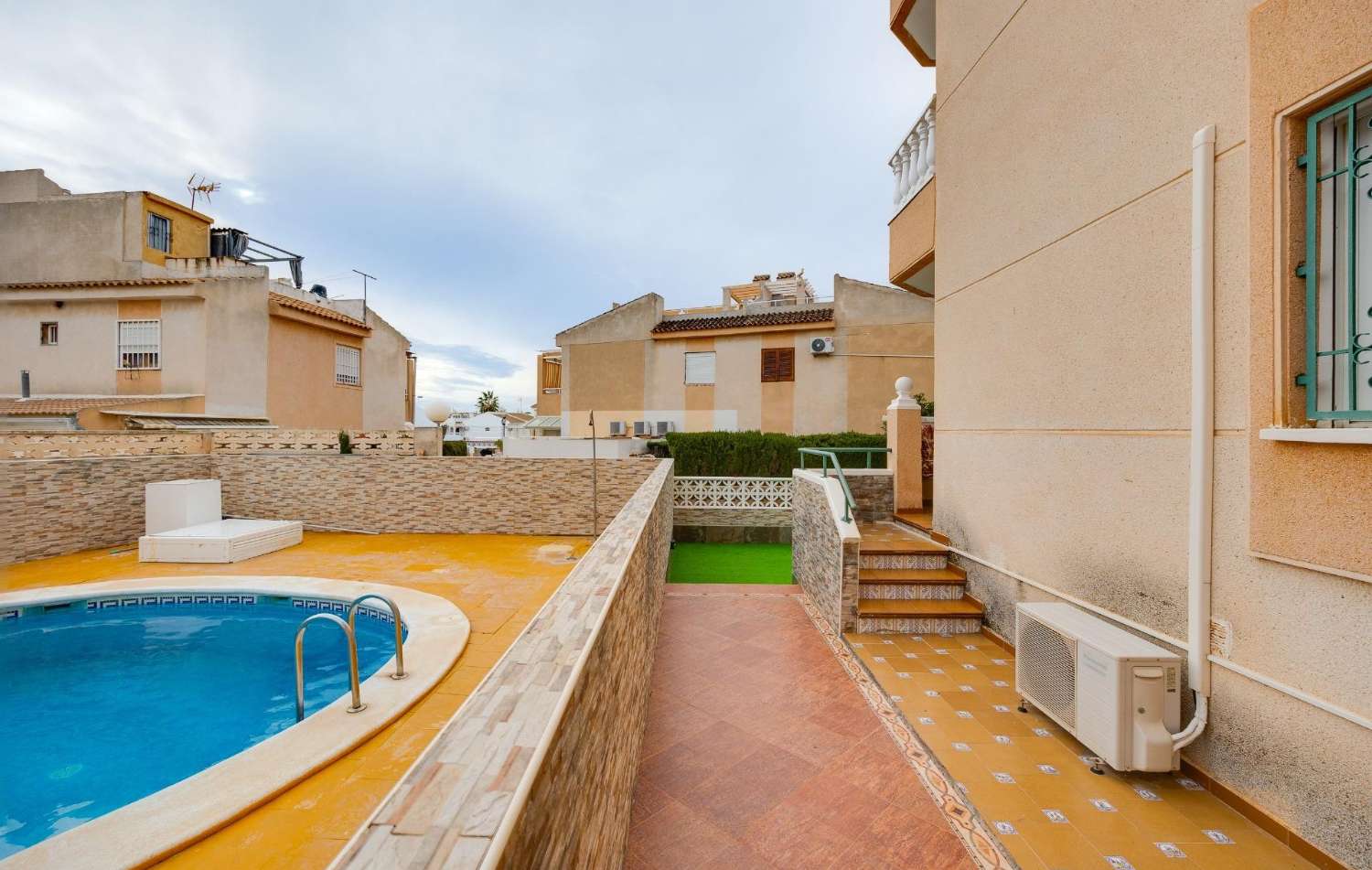 Ground Floor Apartment with Private Garden in Los Frutales | Torrevieja