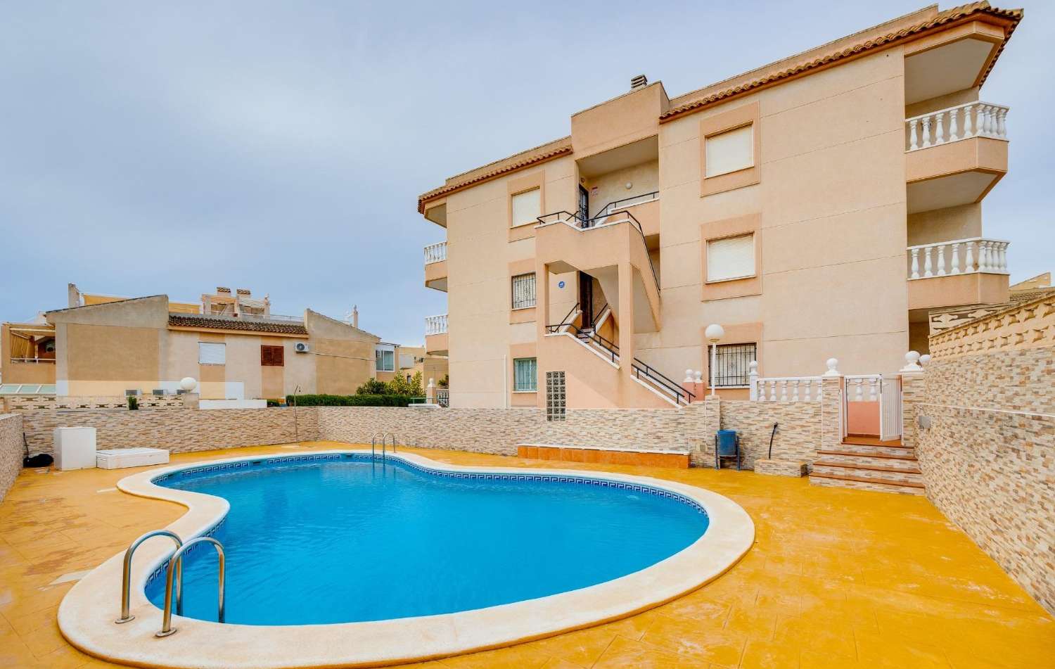Ground Floor Apartment with Private Garden in Los Frutales | Torrevieja