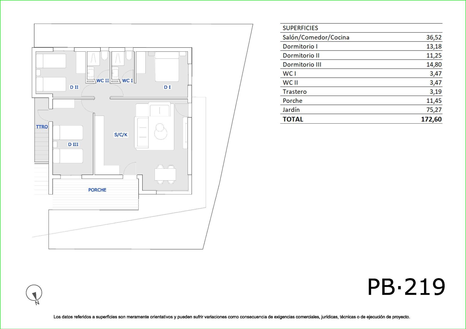 Moderní novostavby bungalovů v San Miguel de Salinas se 3 společnými bazény.