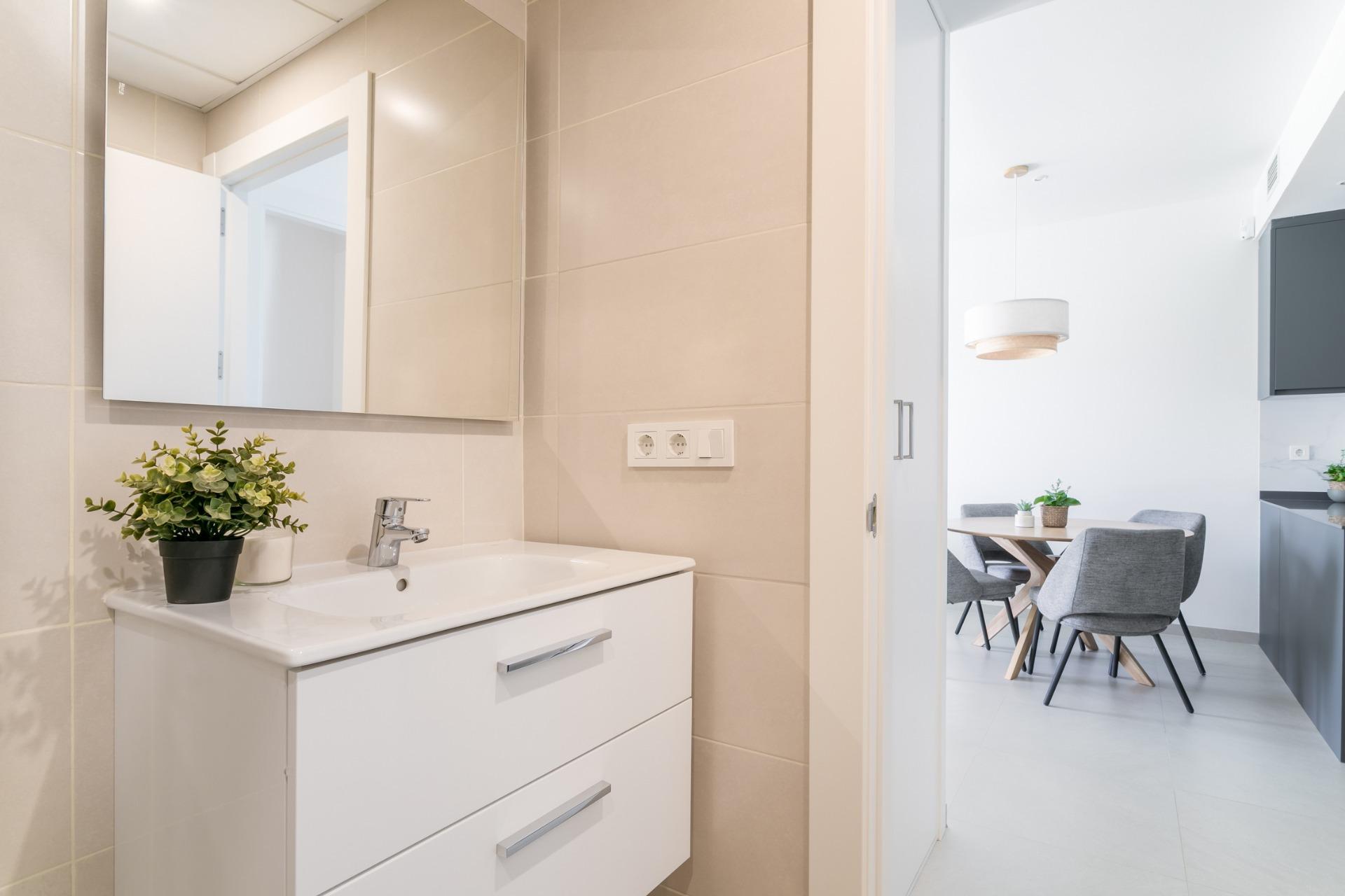 NEW GATED COMMUNITY IN TORREVIEJA, JUST 700M FROM THE BEACH