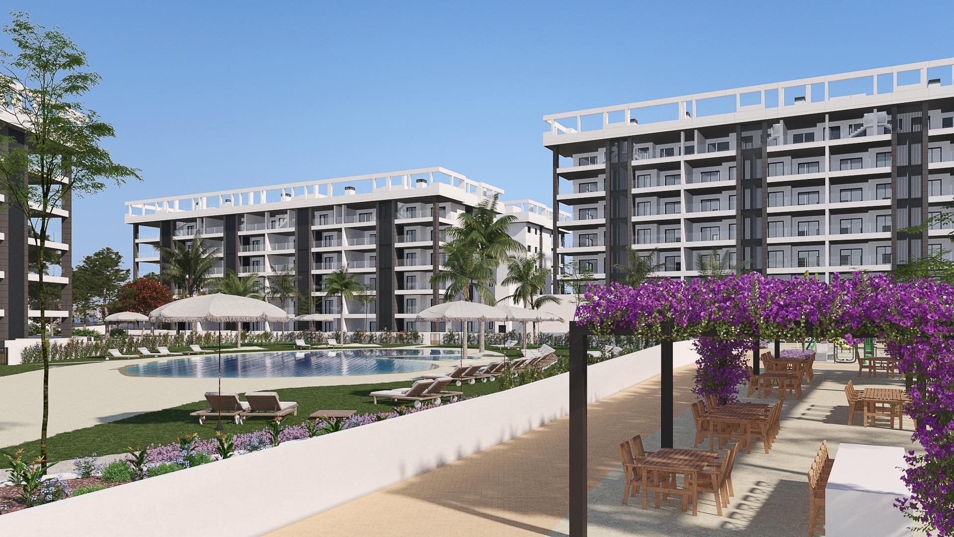NEW GATED COMMUNITY IN TORREVIEJA, JUST 700M FROM THE BEACH