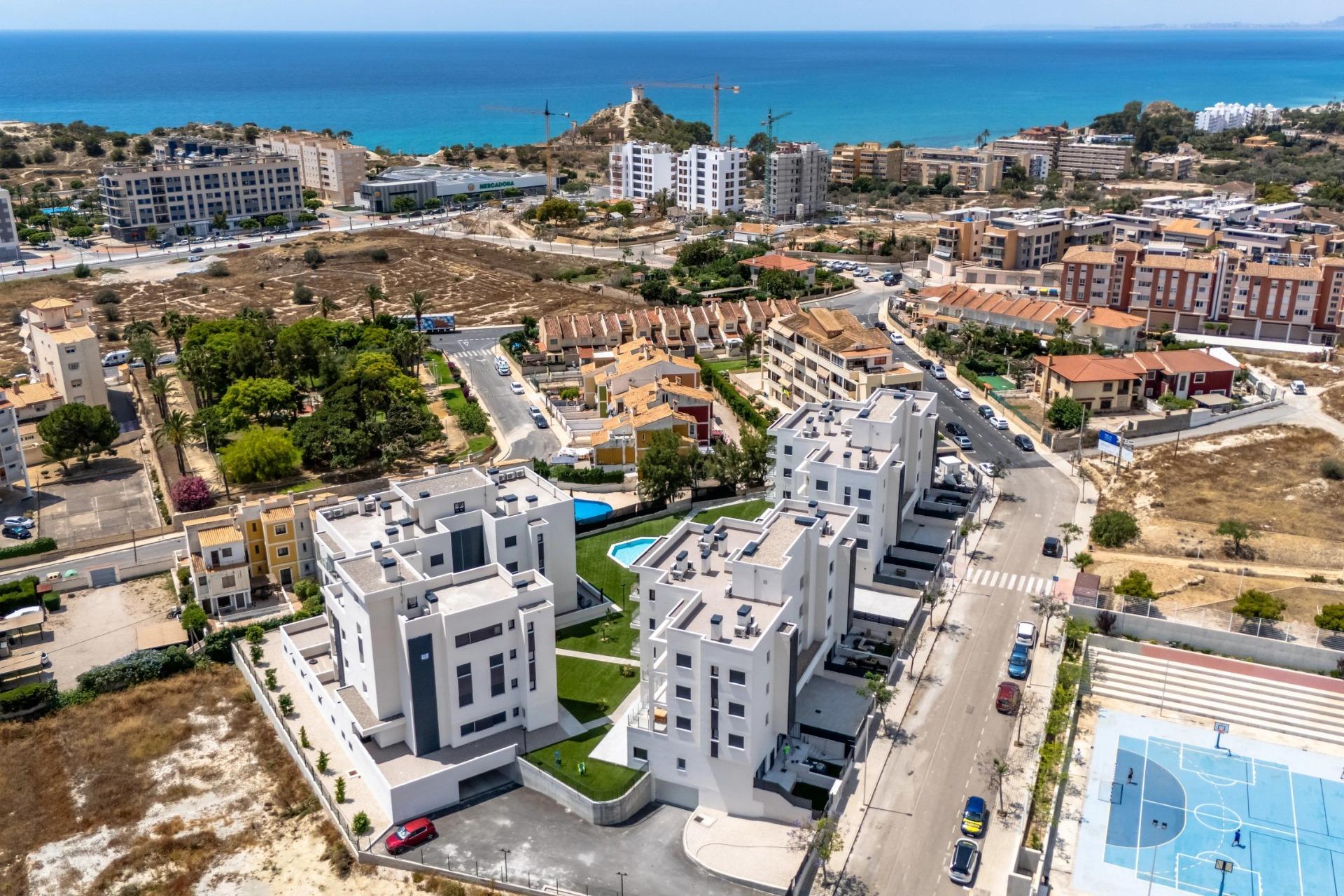 Objevte exkluzivní kolekci osmi apartmánů s turistickou licencí ve Villajoyose
