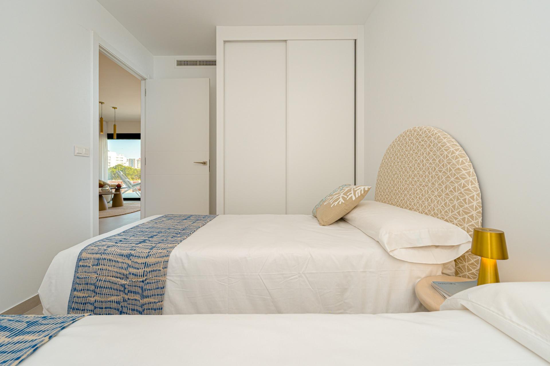 Moderní bydlení u moře na Costa Blance - Objevte úžasný komplex 52 vysoce kvalitních apartmánů, které se nacházejí 1 km od Cala de Finestrat