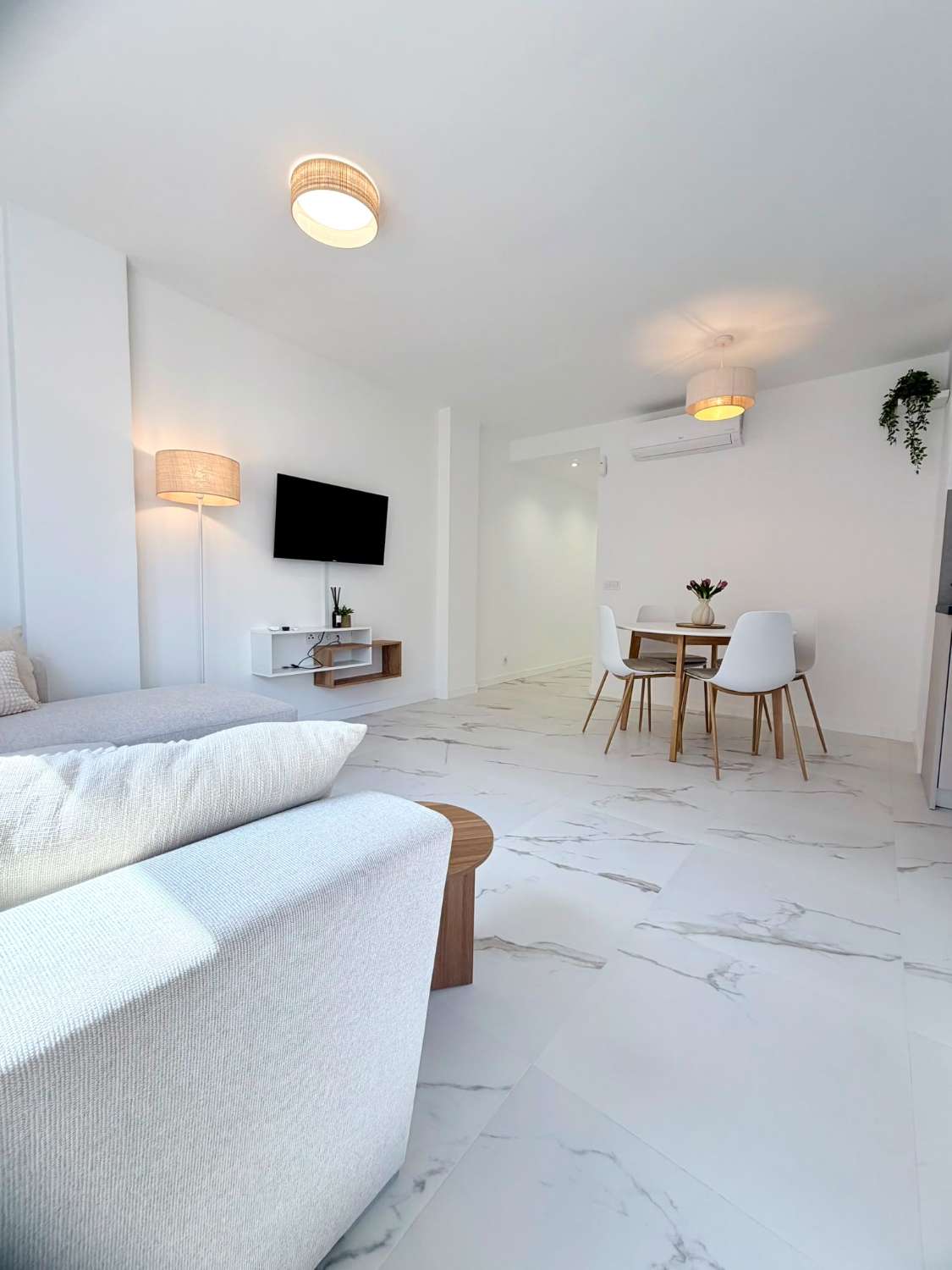 Adam del Mar – Just 100 m from Playa Los Locos